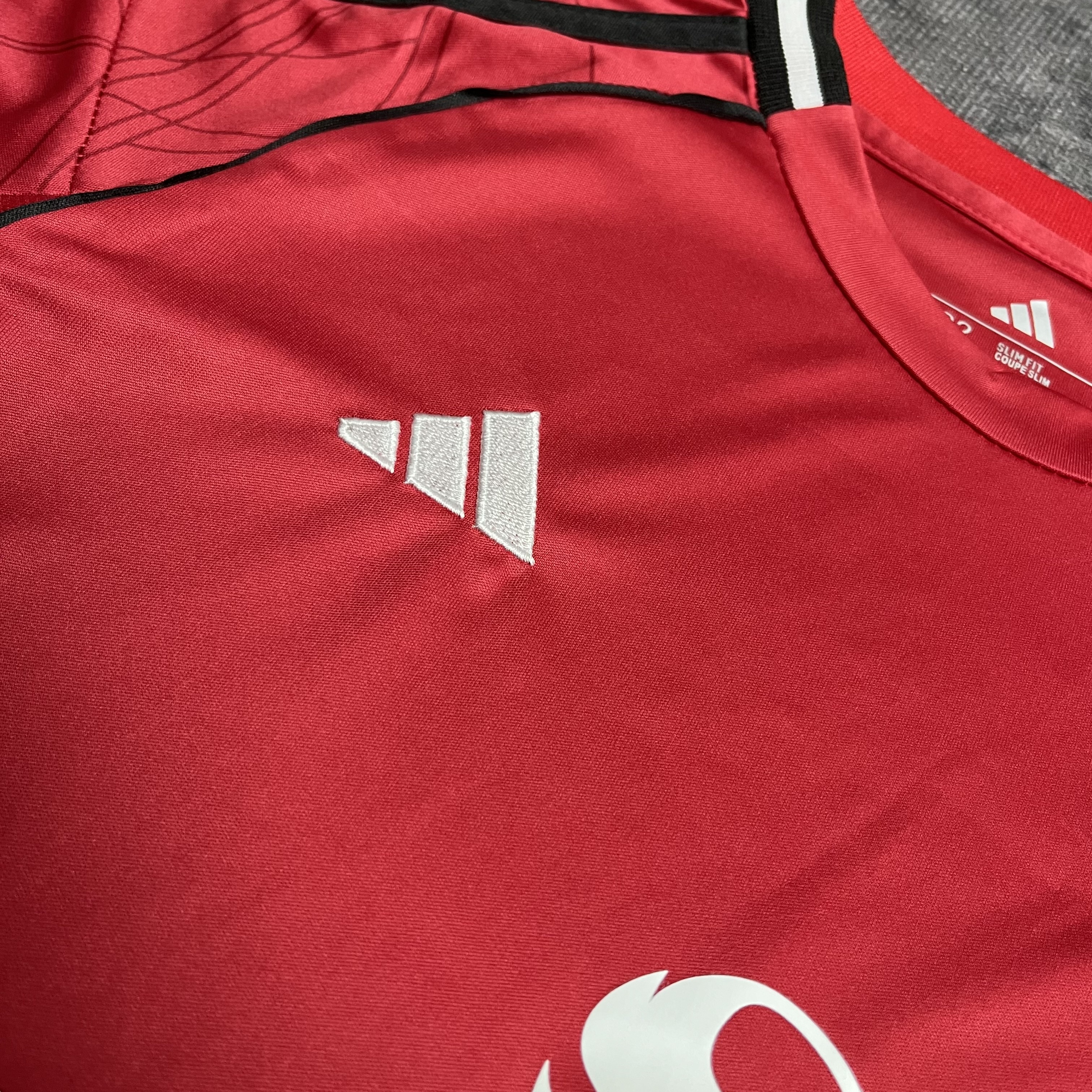 Manchester United 2025/26 Kids Home Jersey