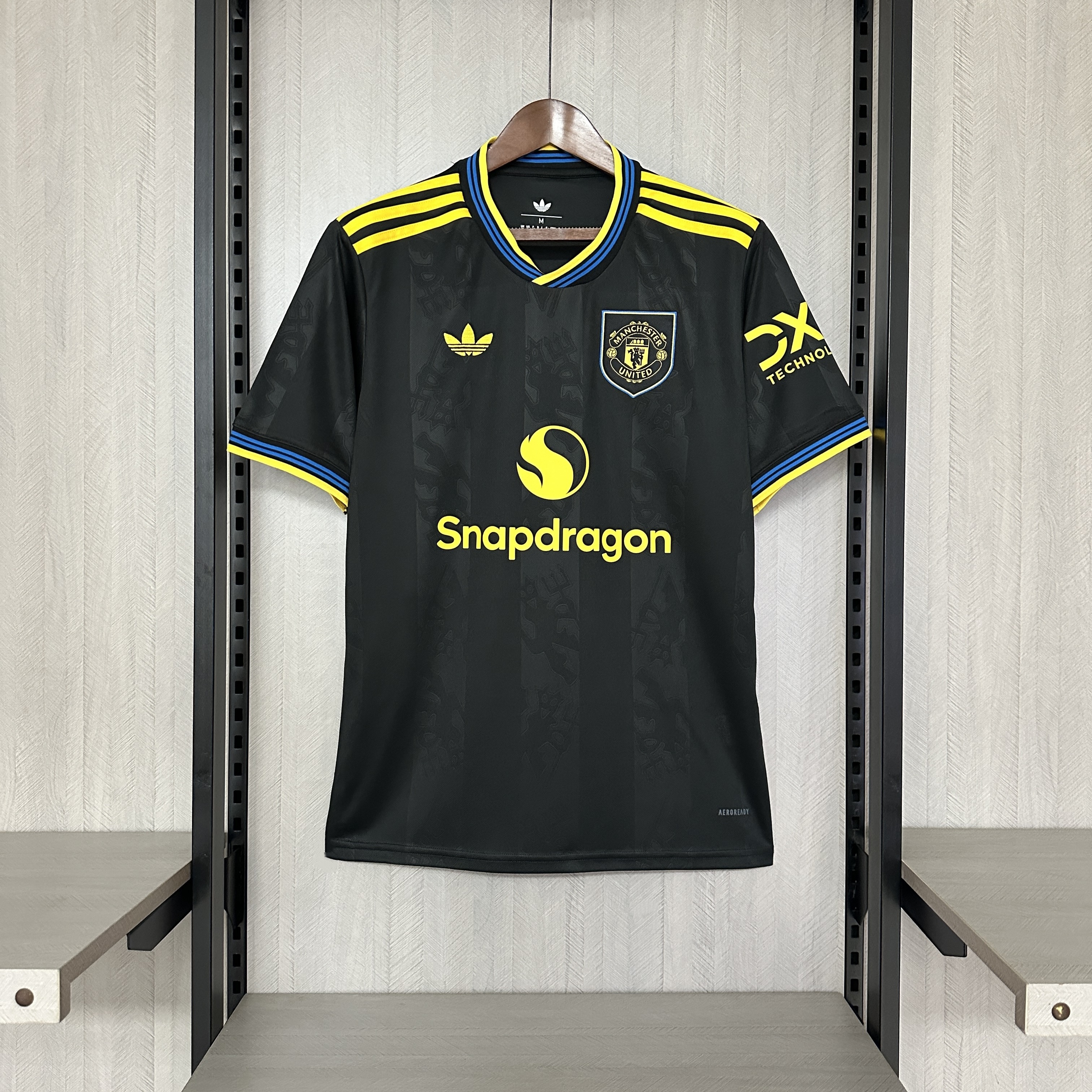 Manchester United 2025/26 Mens Third Jersey