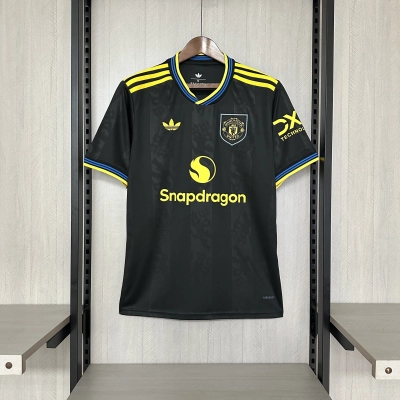 Manchester United 2025/26 Mens Third Jersey 01