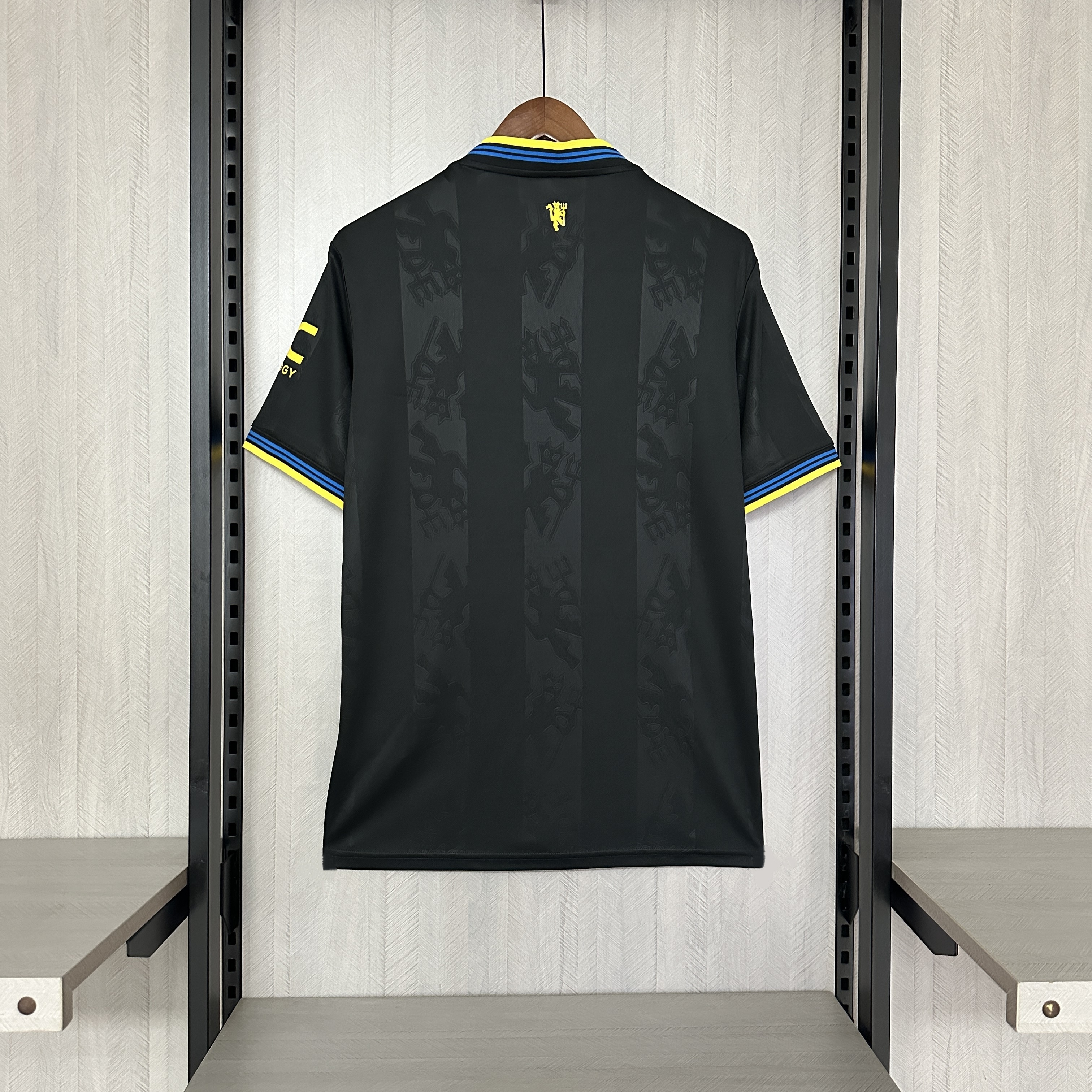 Manchester United 2025/26 Mens Third Jersey