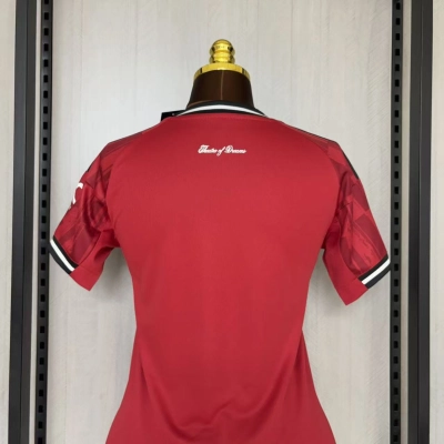 Manchester United 2025/26 Womens Home Jersey 02