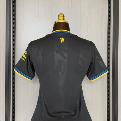 Manchester United 2025/26 Womens Third Jersey 02
