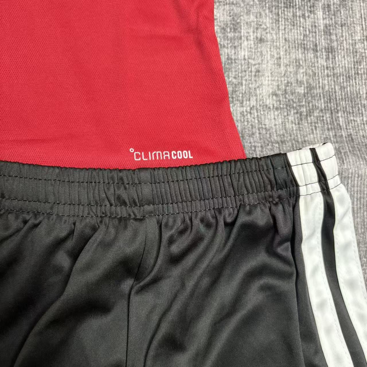Manchester United 2026/27 Kids Home Jersey