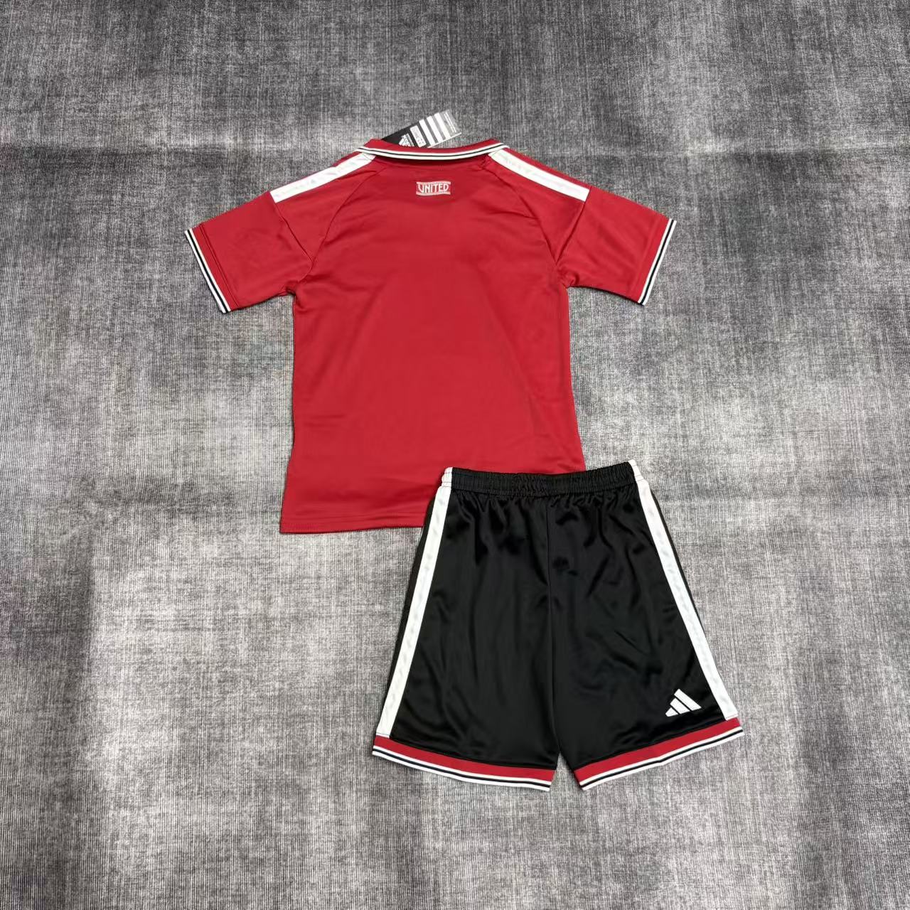 Manchester United 2026/27 Kids Home Jersey