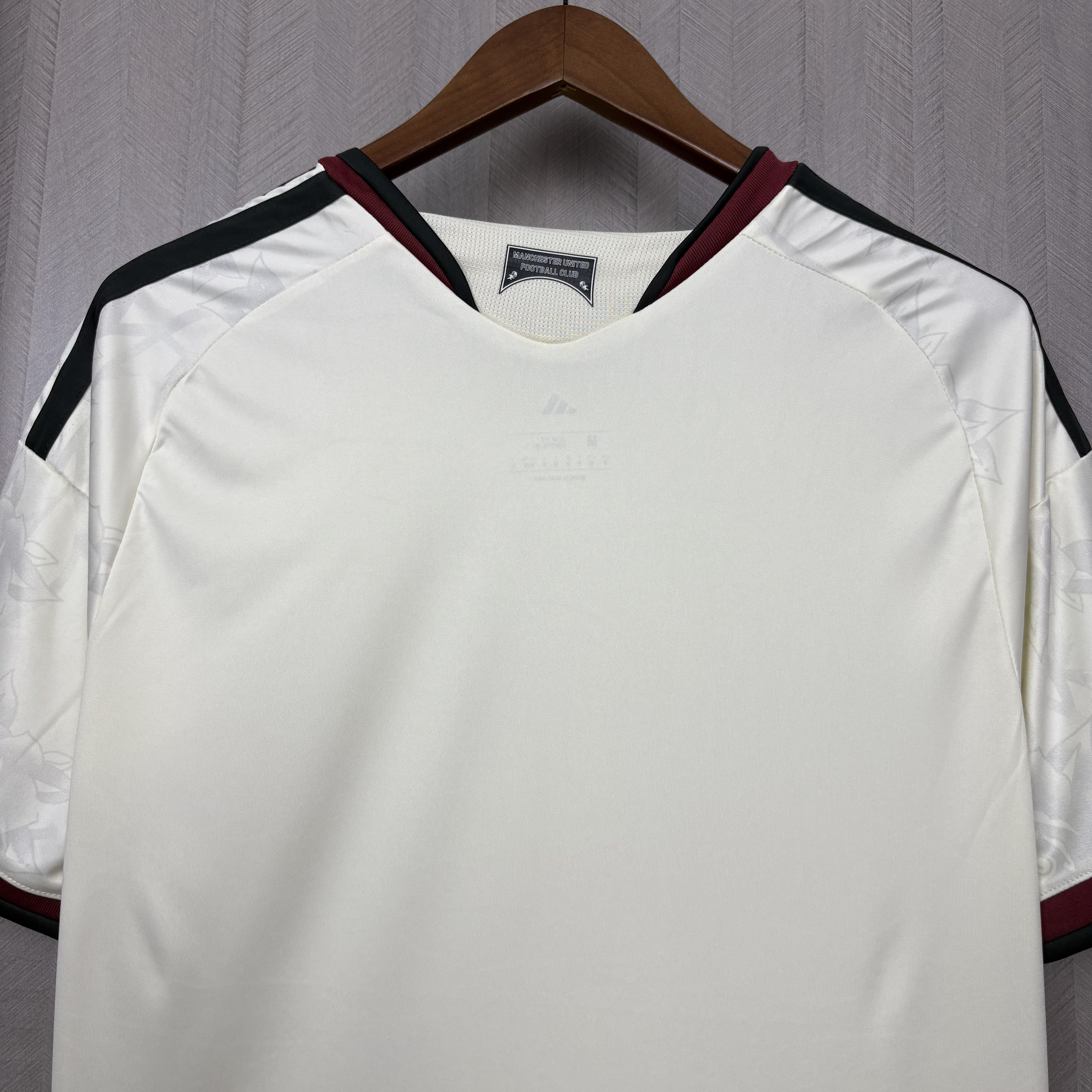 Manchester United 2026/27 Mens Third Jersey
