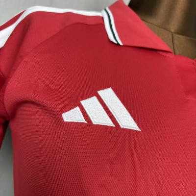 Manchester United 2026/27 Womens Home Jersey 02