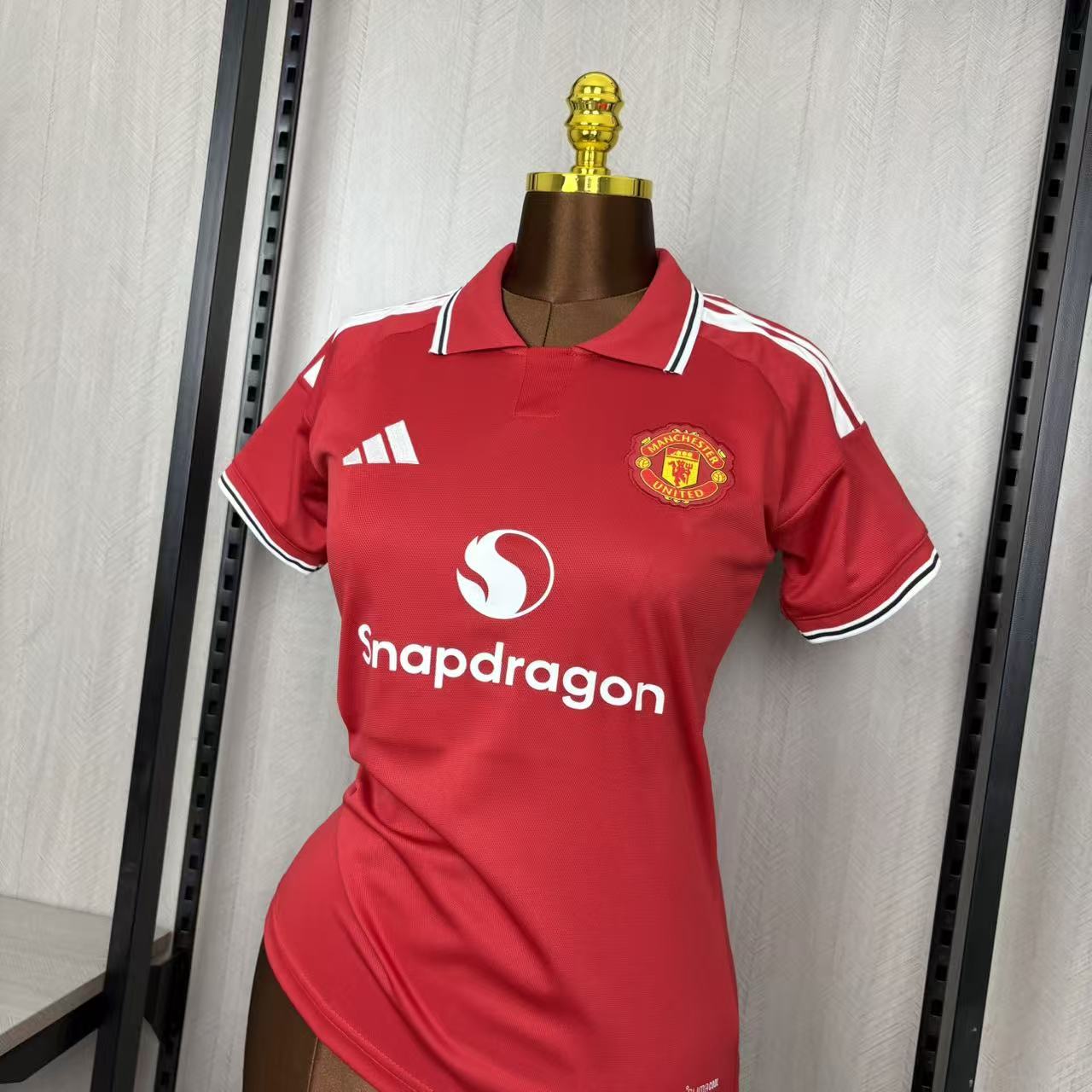 Manchester United 2026/27 Womens Home Jersey