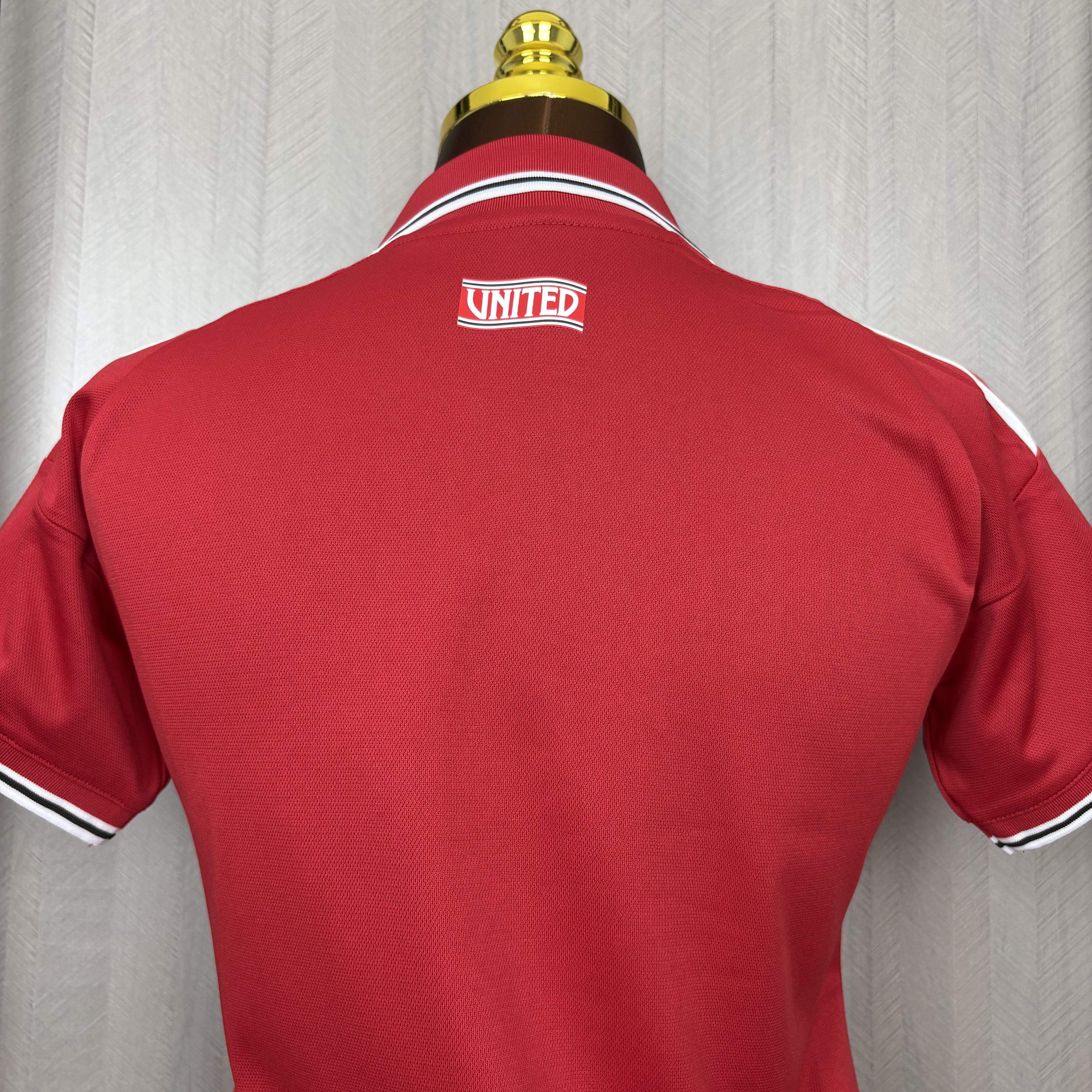 Manchester United 2026/27 Womens Home Jersey