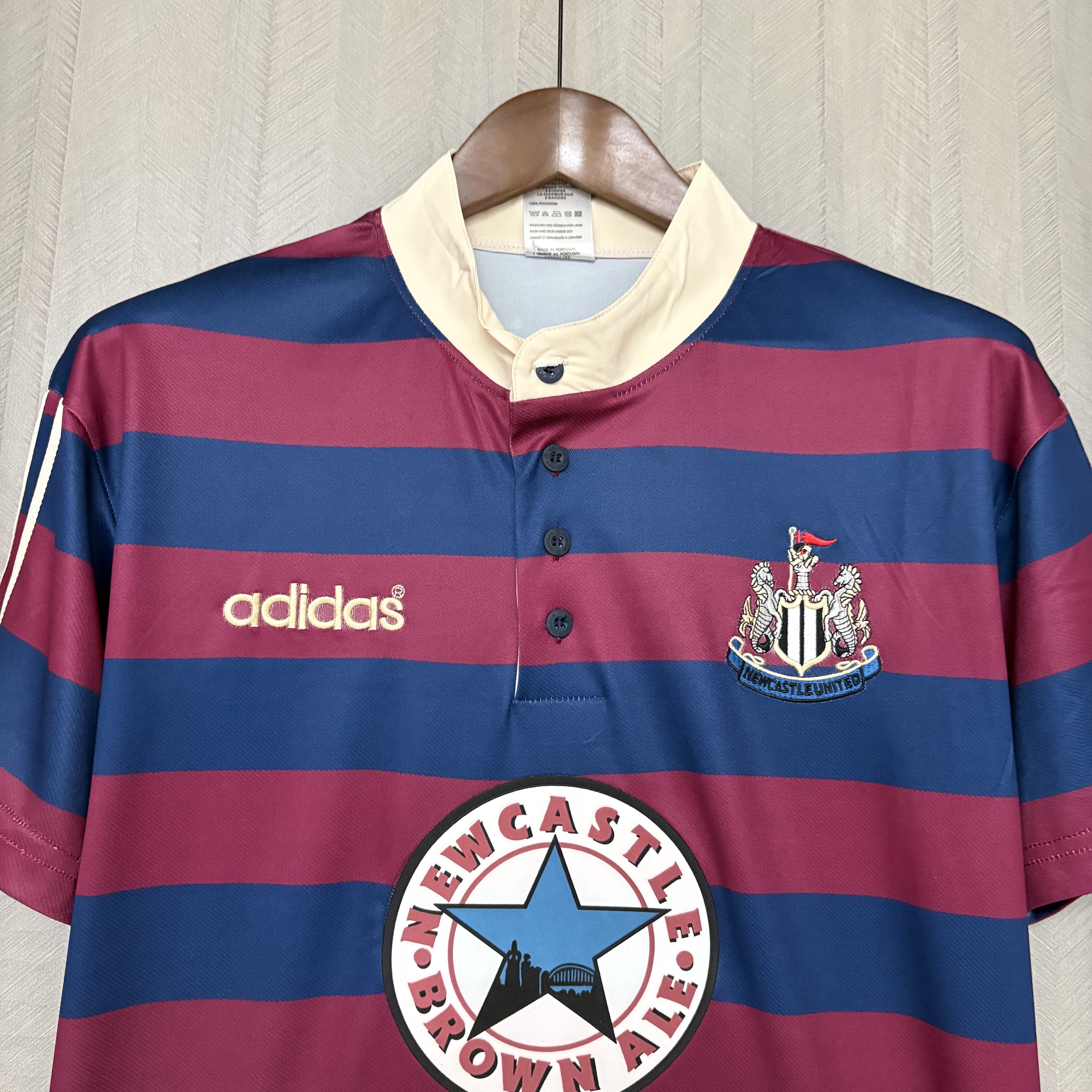 Newcastle United 1995/97 Mens Retro Away Jersey