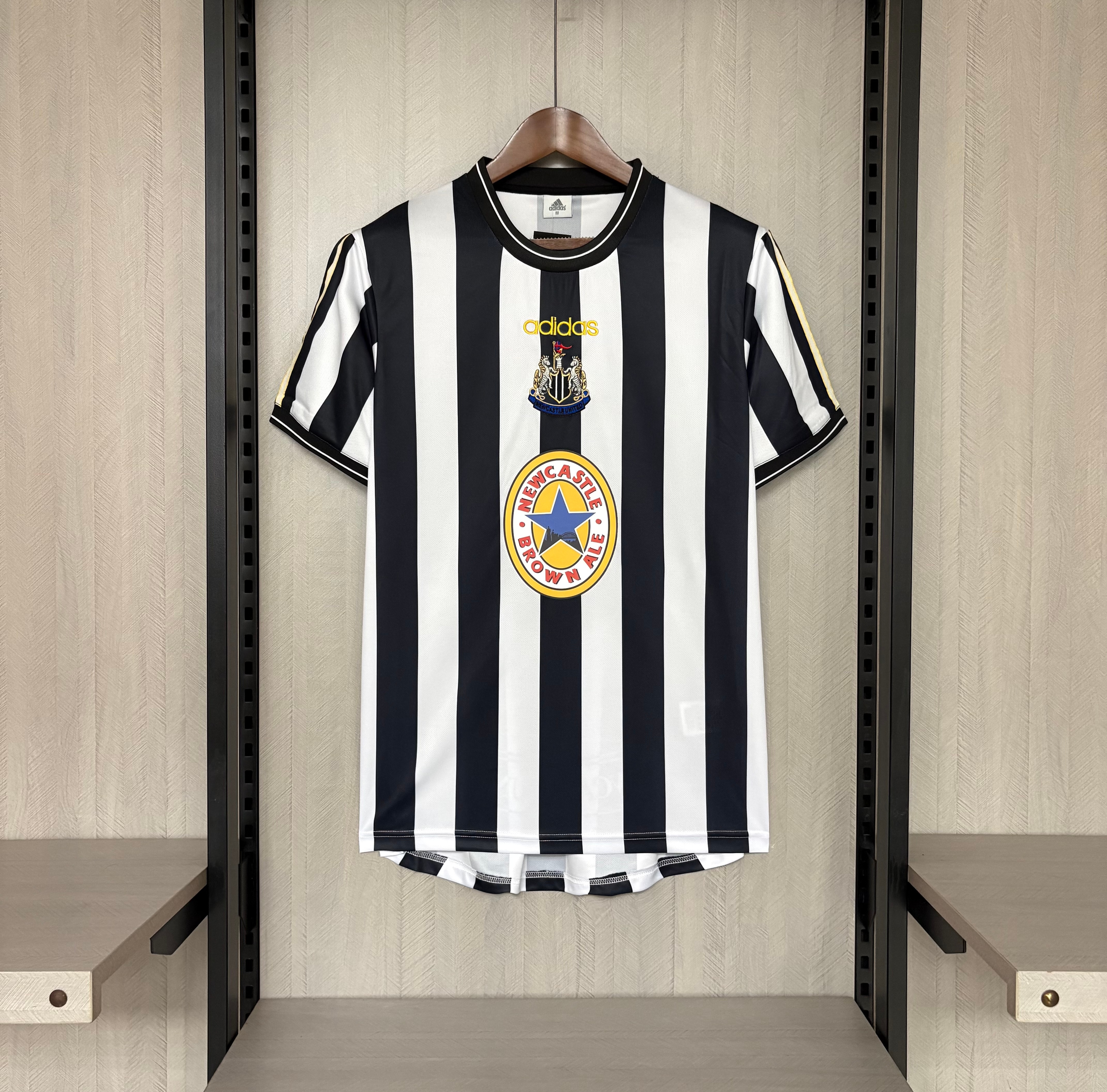 Newcastle United 1997/99 Mens Retro Home Jersey