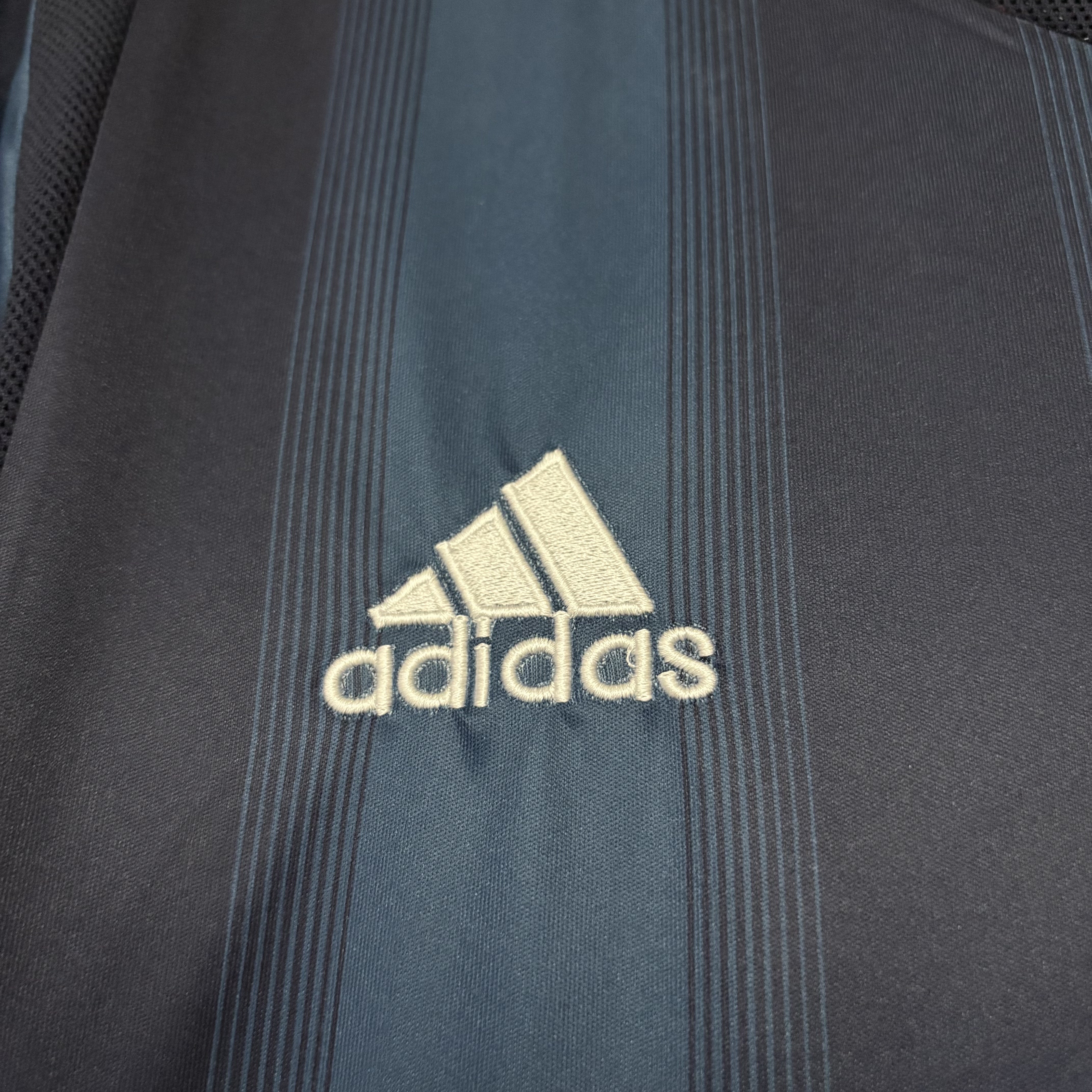 Newcastle United 2004/05 Mens Retro Away Jersey