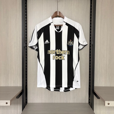 Newcastle United 2005/06 Mens Retro Home Jersey 01