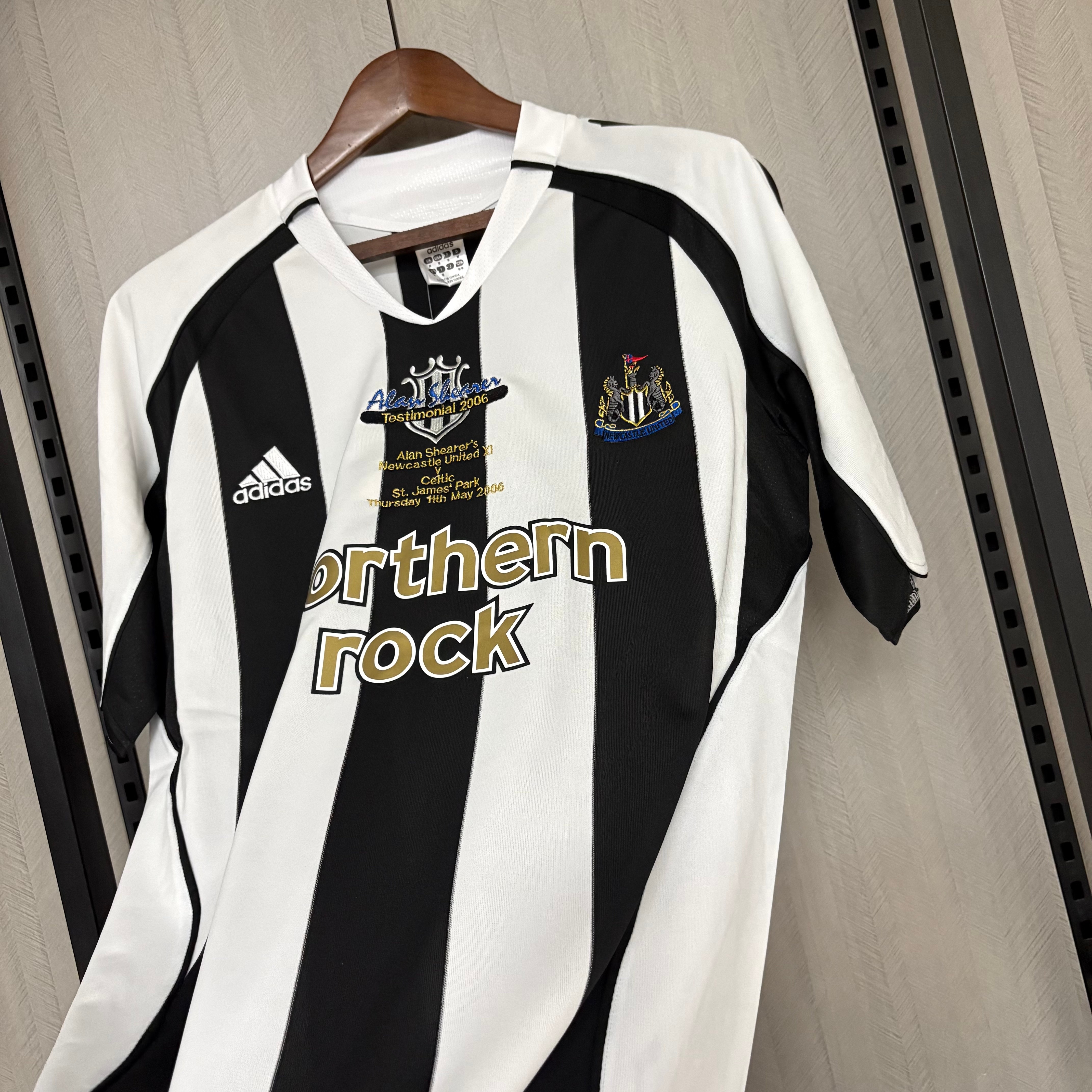 Newcastle United 2006 Mens Retro Shearer Testimonial Jersey