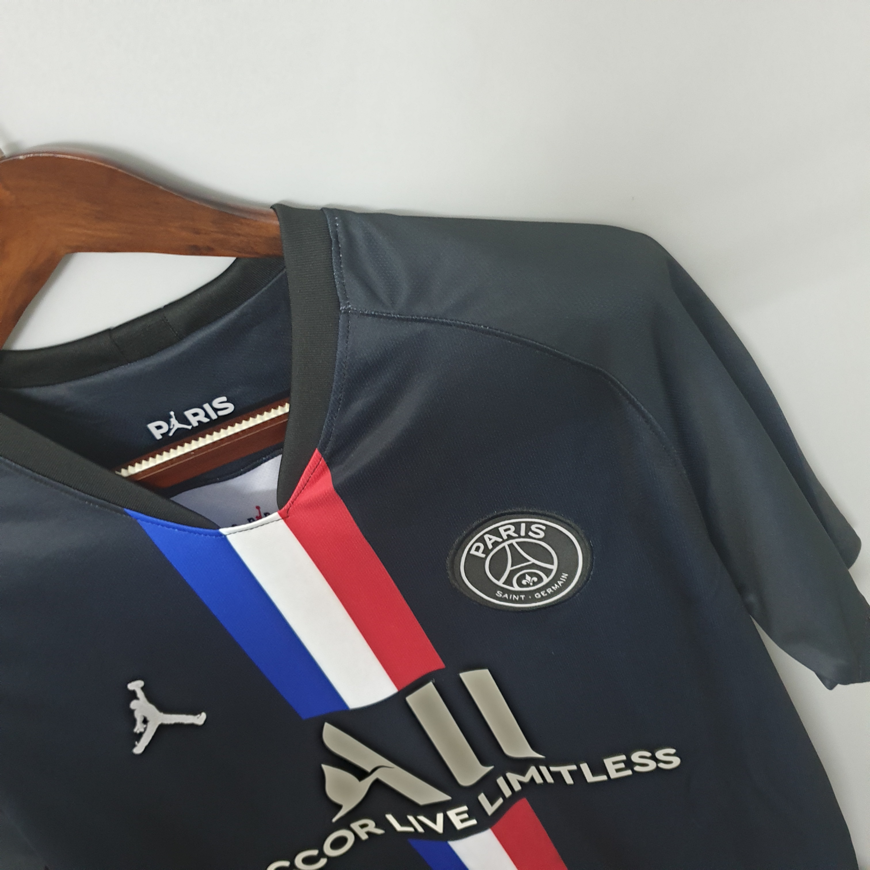 Paris Saint-Germain 2019/20 Mens Fourth Jersey