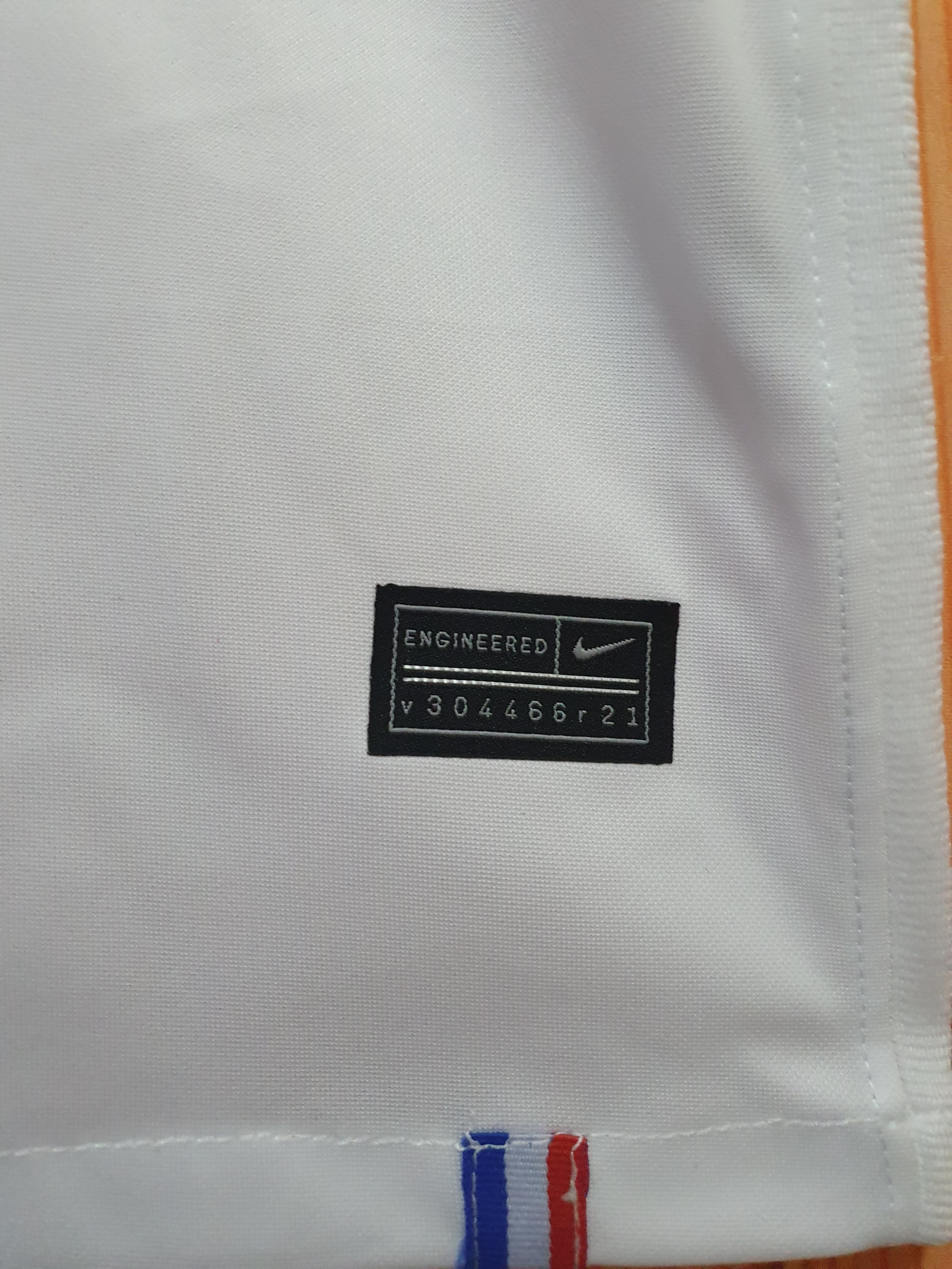 Paris Saint-Germain 2020/21 Mens Away Jersey