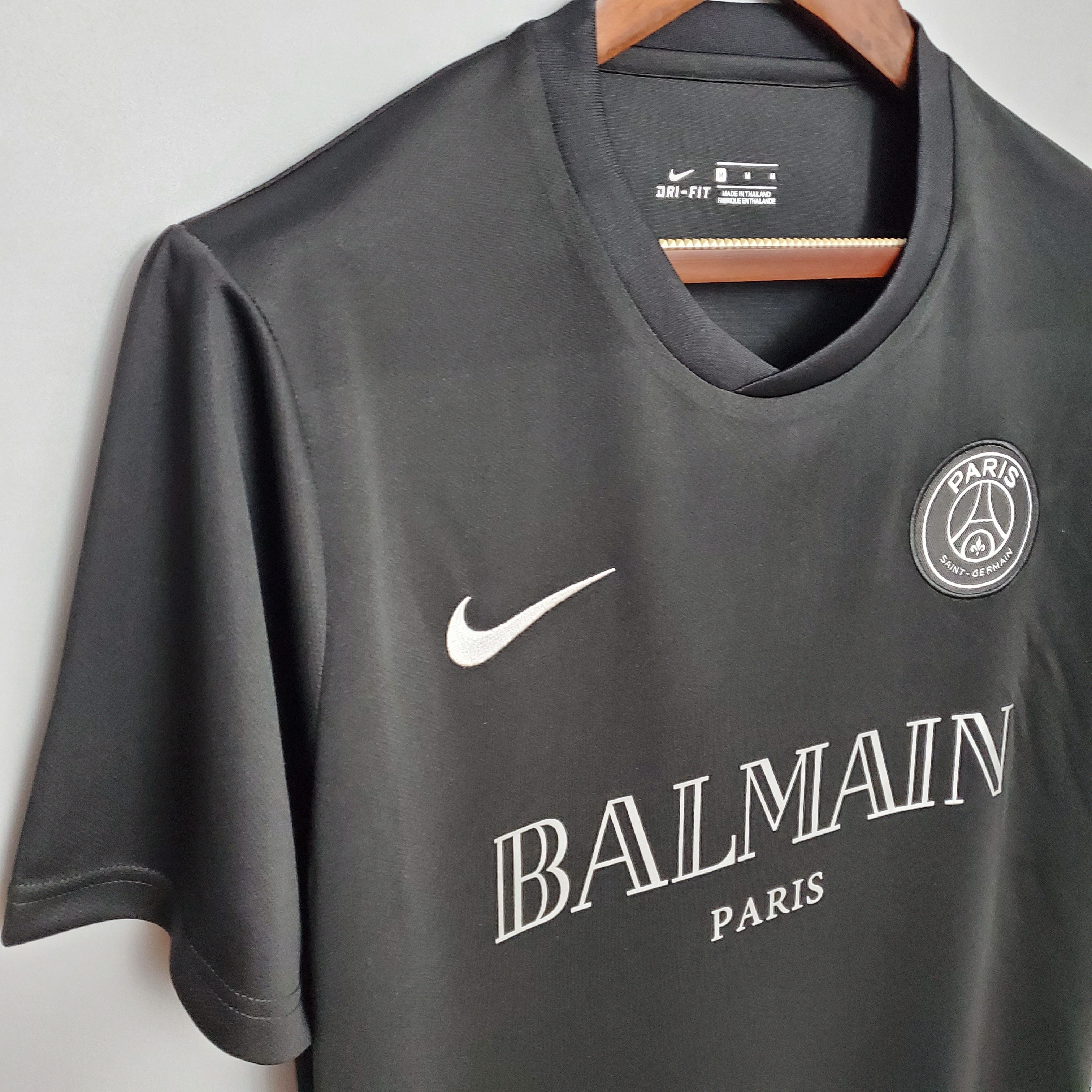 Paris Saint-Germain 2020/21 Mens Black Training Suit