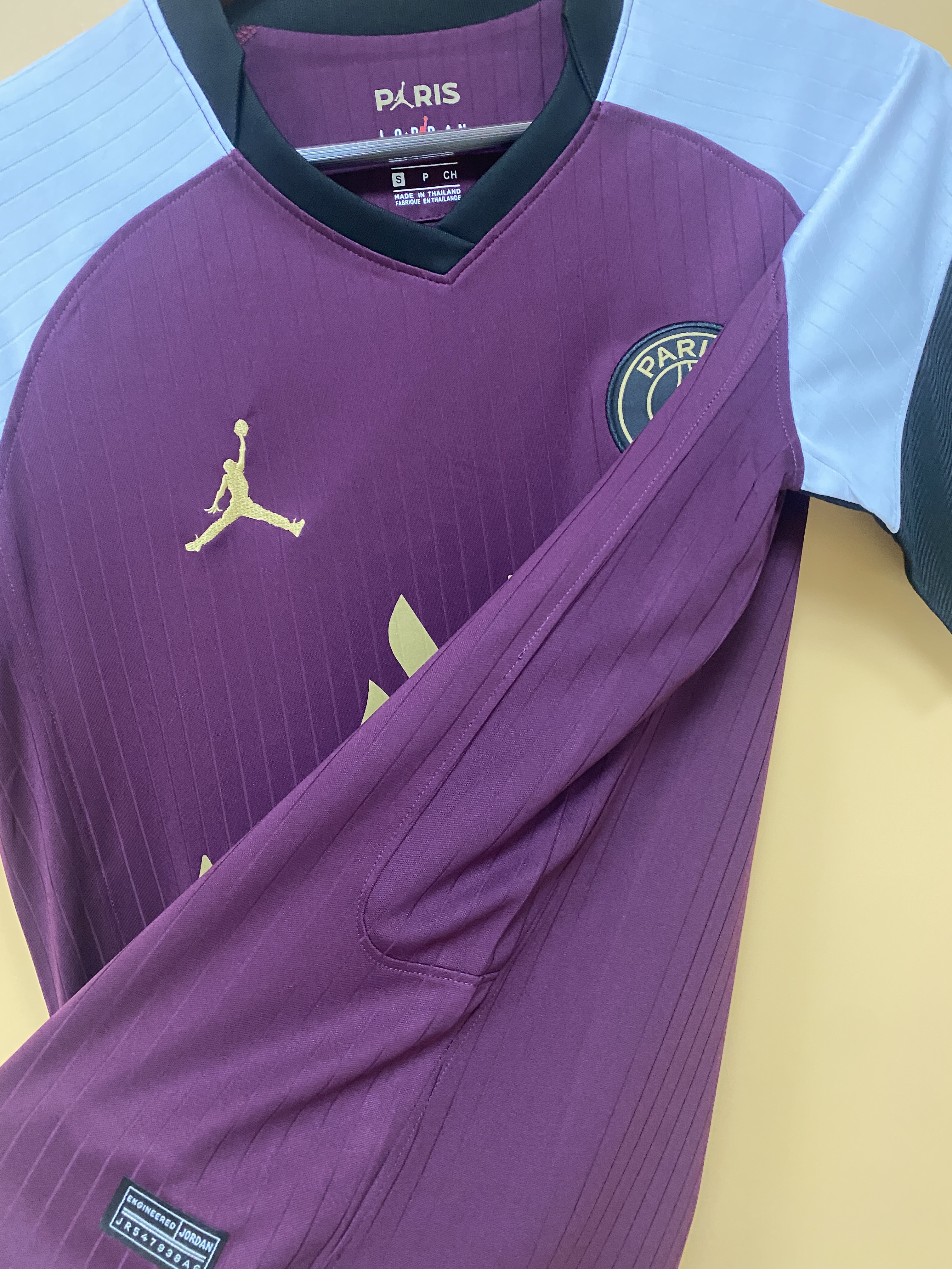 Paris Saint-Germain 2020/21 Mens Third Jersey