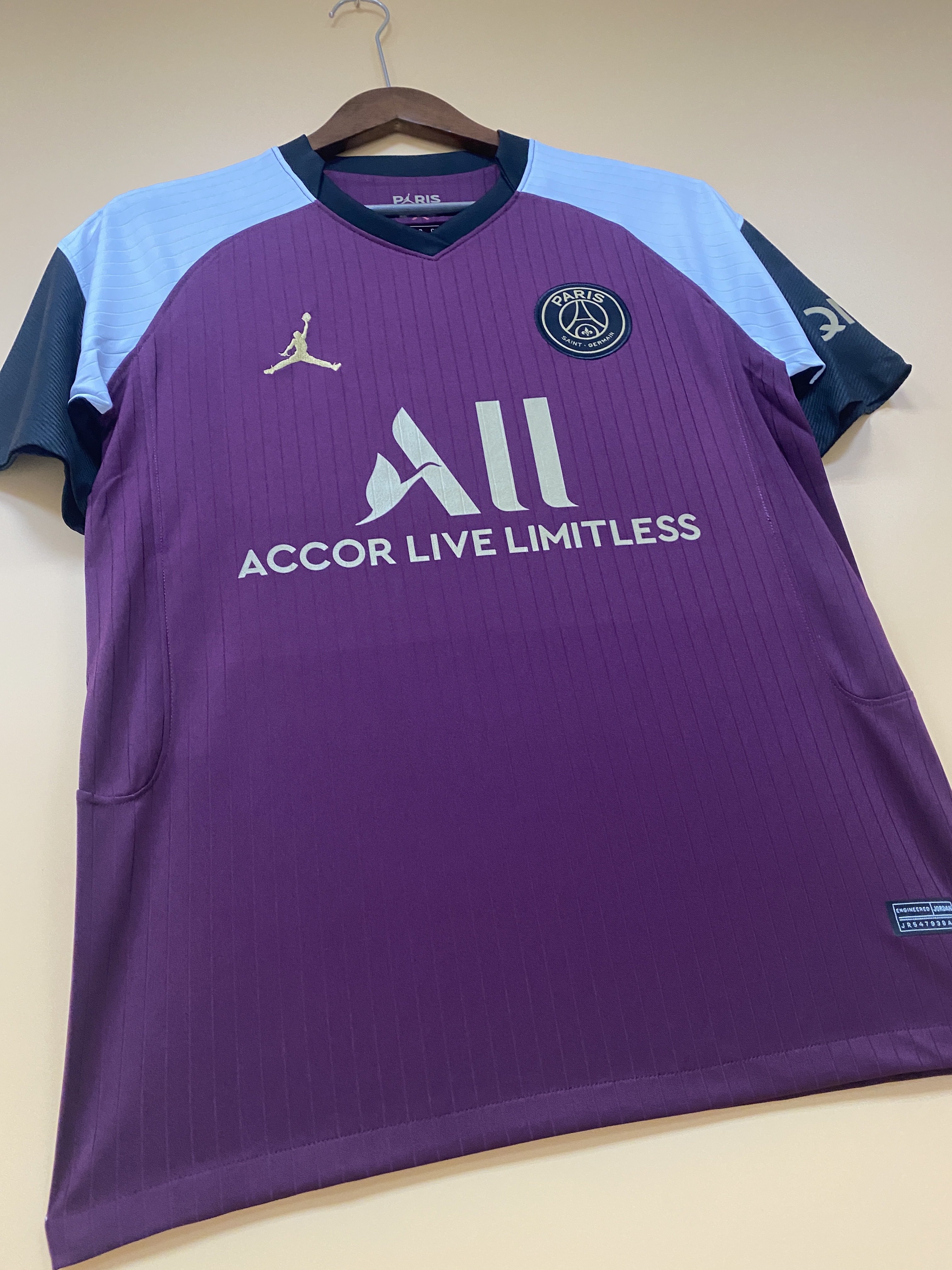 Paris Saint-Germain 2020/21 Mens Third Jersey