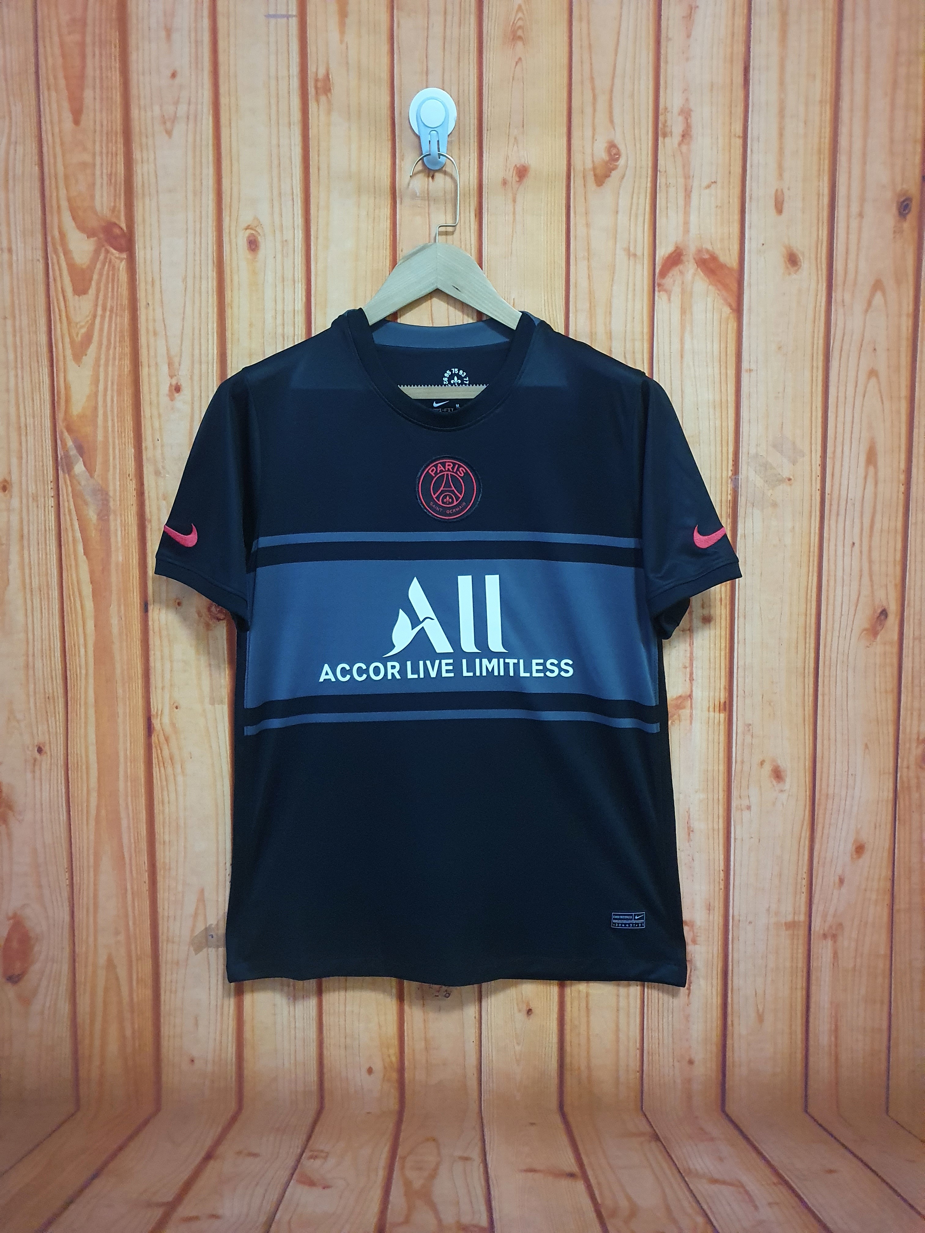 Paris Saint-Germain 2021/22 Mens Third Jersey