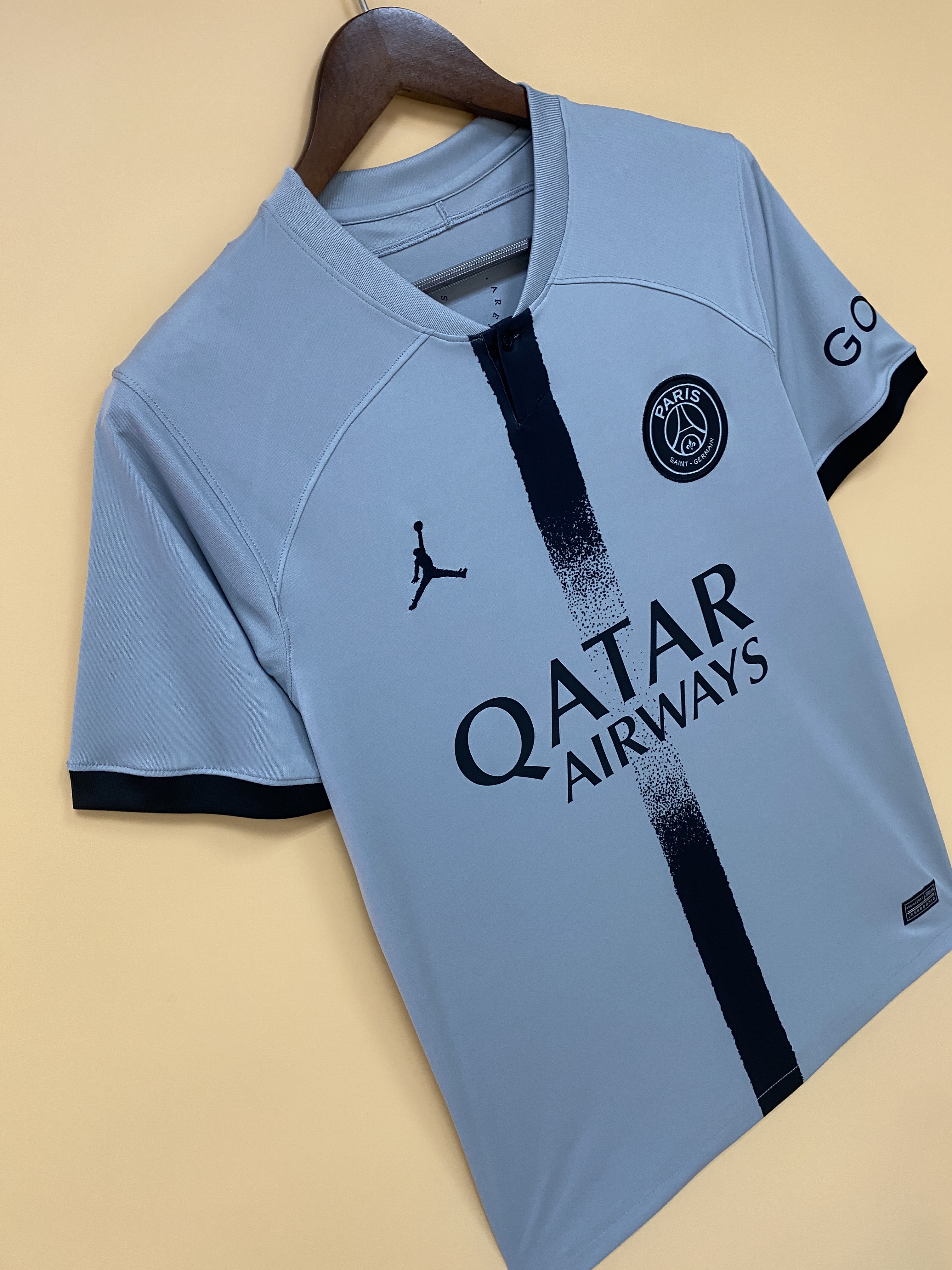 Paris Saint-Germain 2022/23 Mens Away Jersey