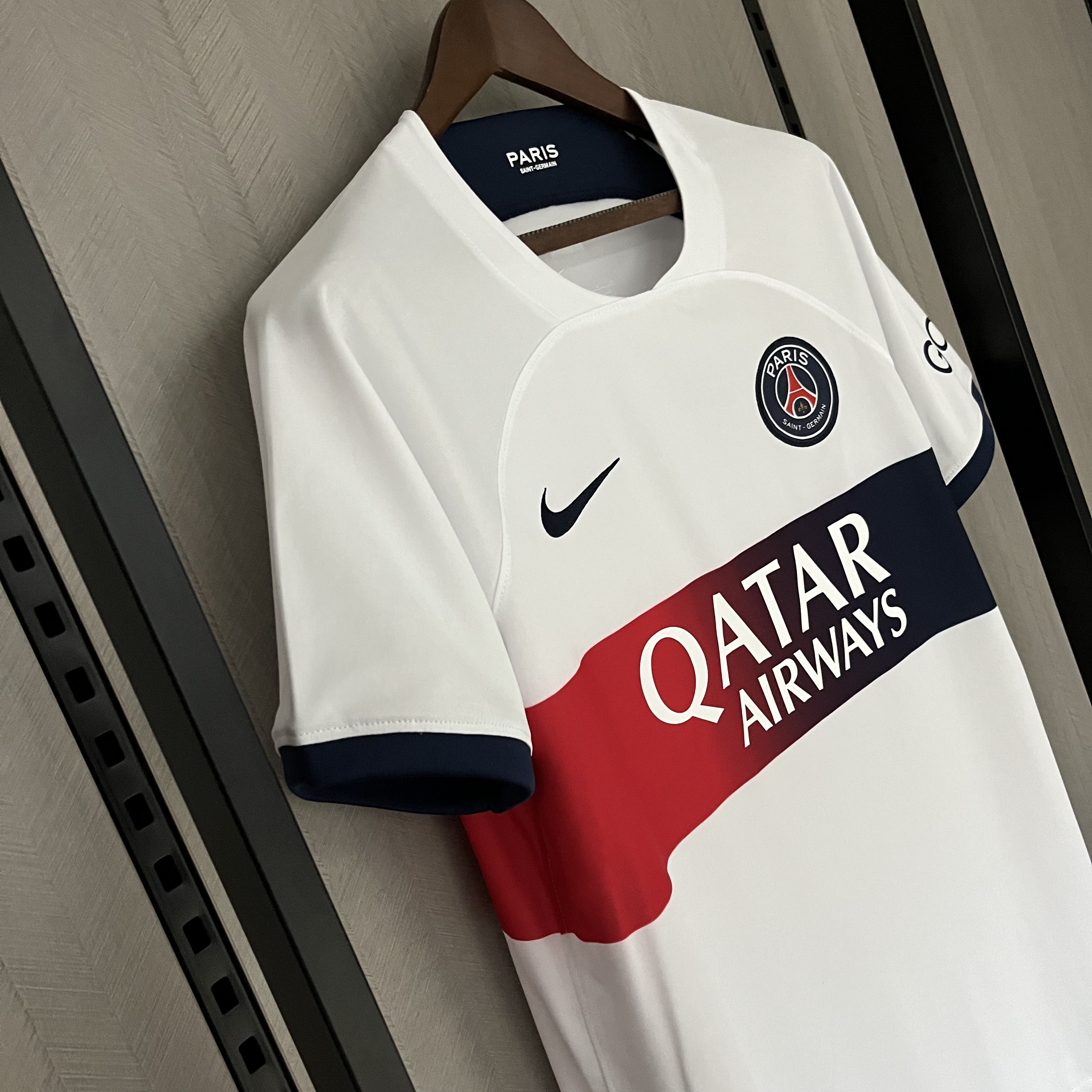 Paris Saint-Germain 2023/24 Mens Away Jersey