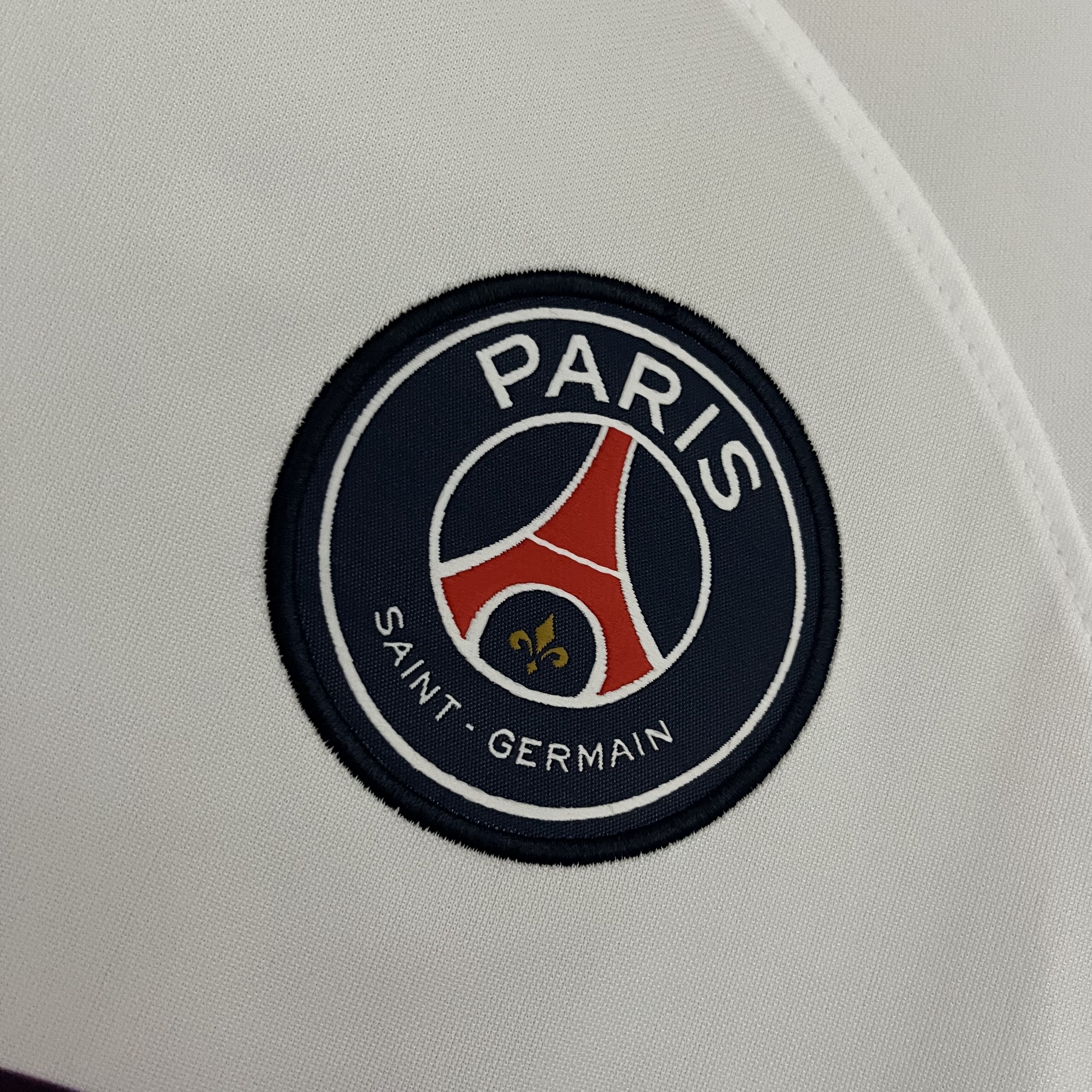 Paris Saint-Germain 2023/24 Mens Away Jersey