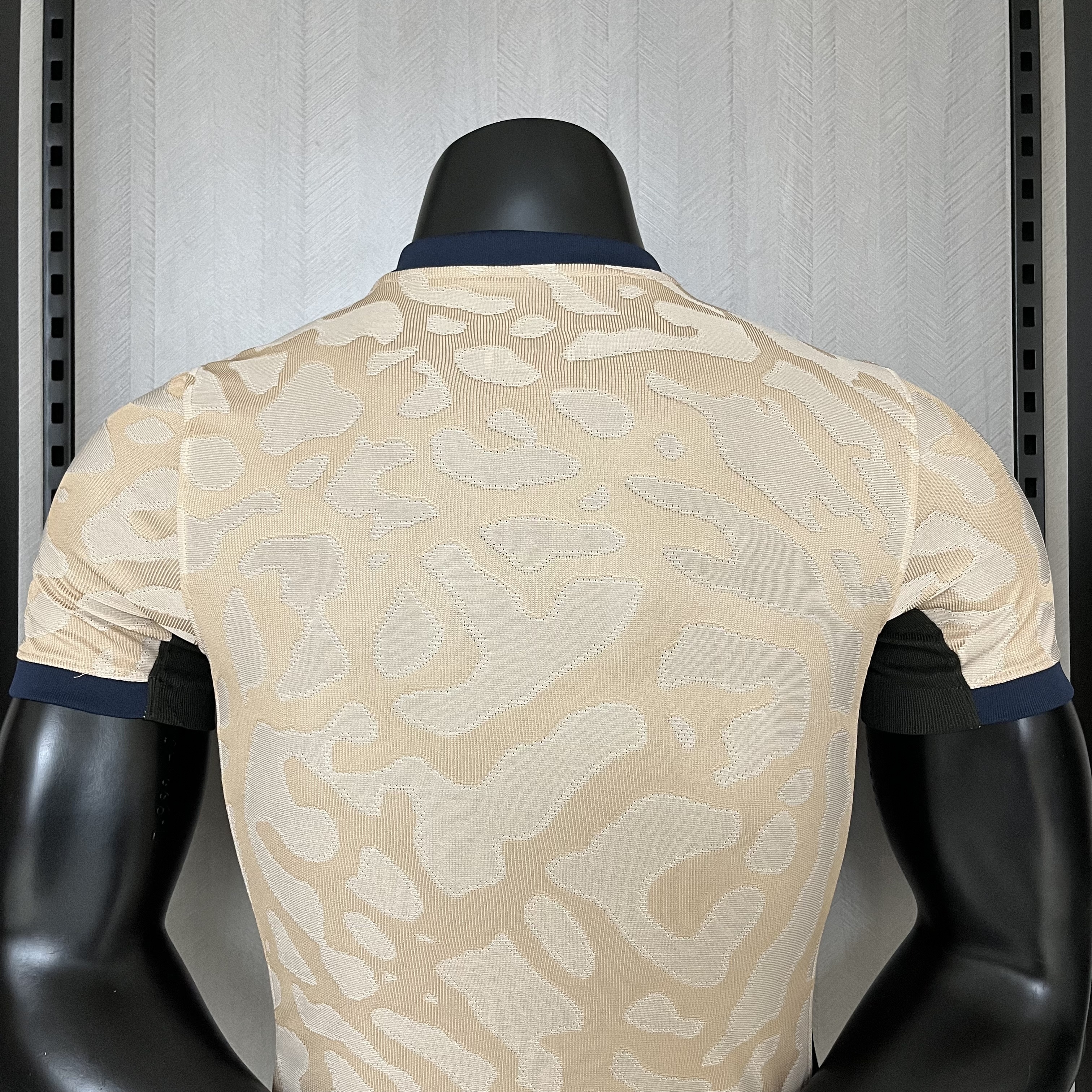Paris Saint-Germain 2023/24 Mens Player Version Fourth Jersey