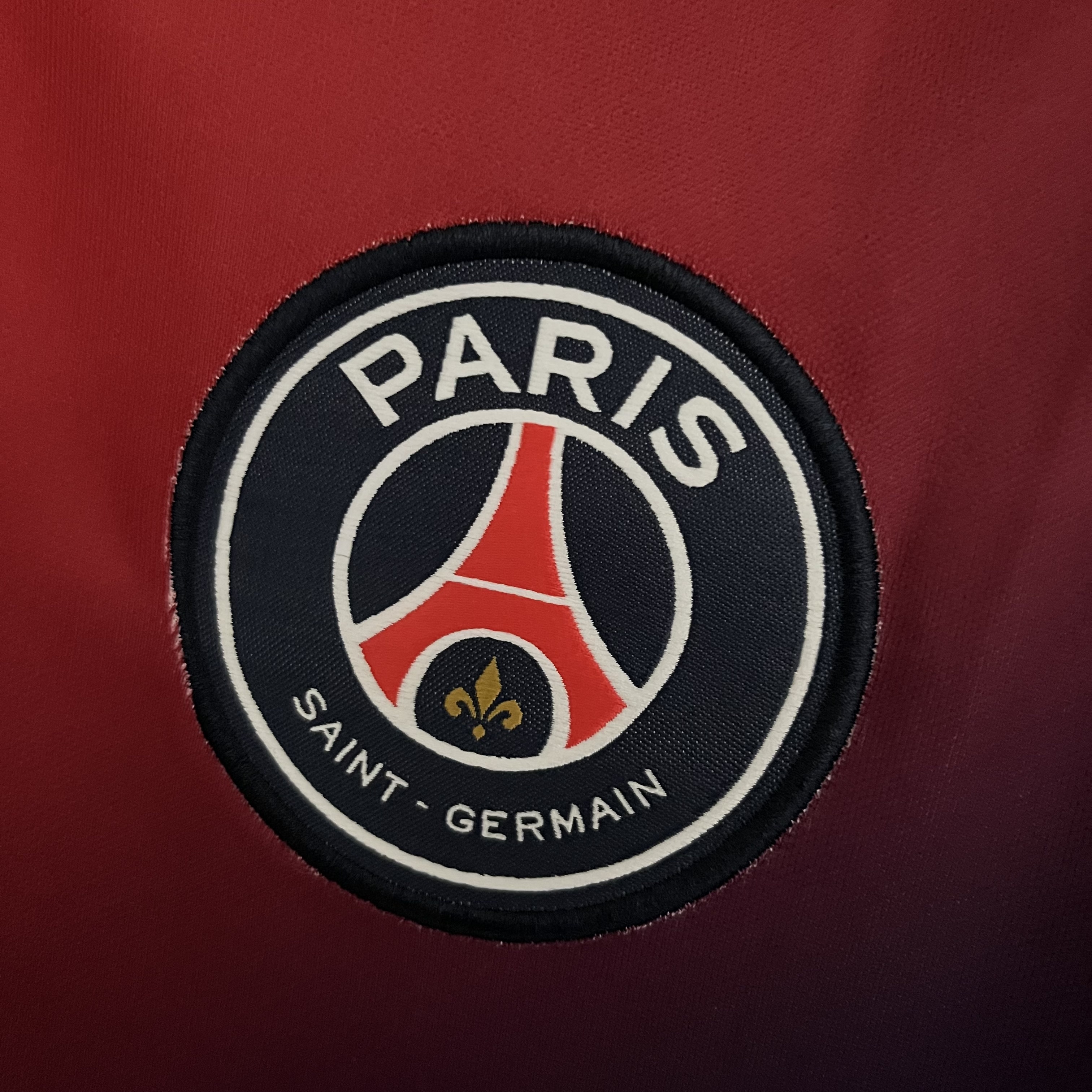 Paris Saint-Germain 2023/24 Mens Red/Blue Training Kit