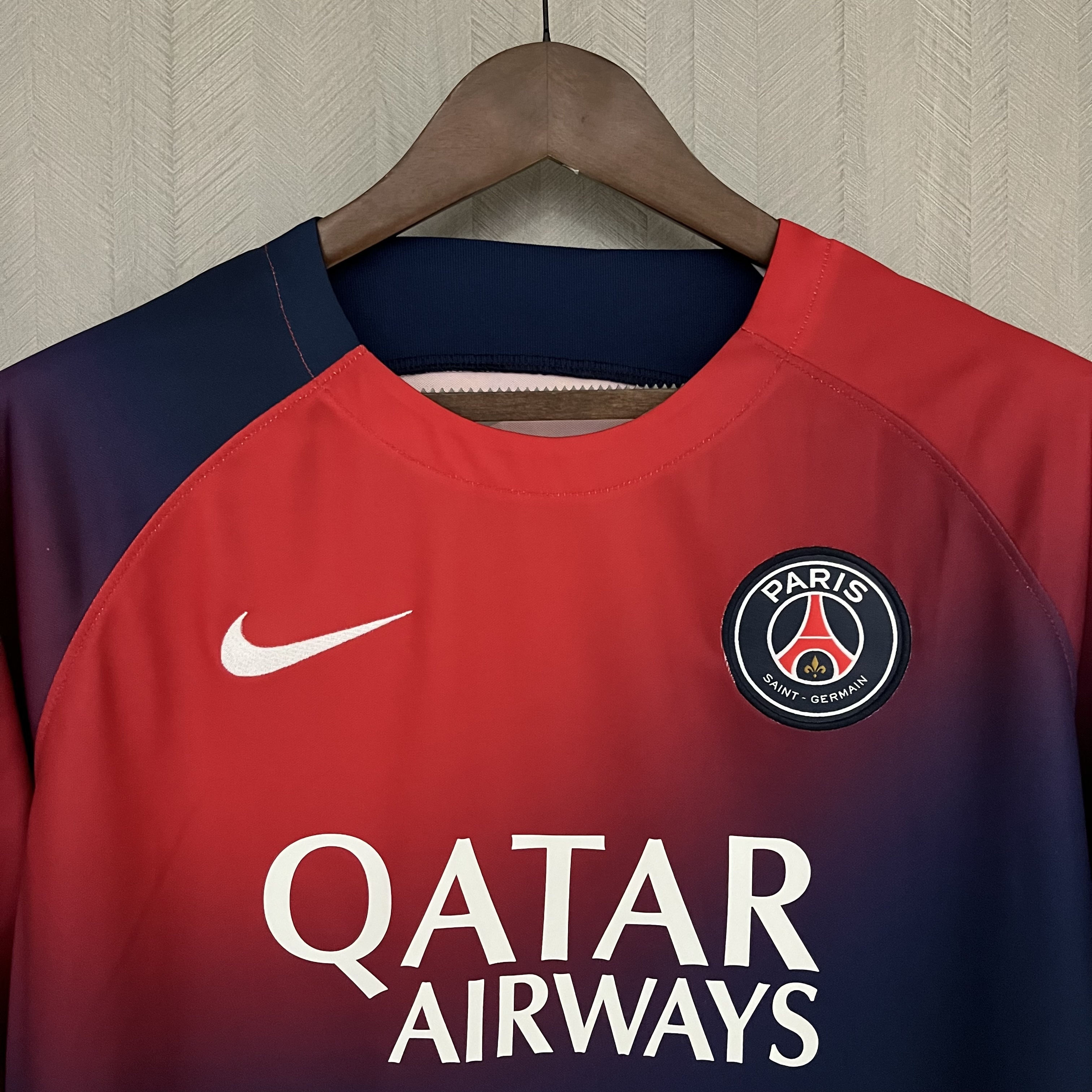 Paris Saint-Germain 2023/24 Mens Red/Blue Training Kit