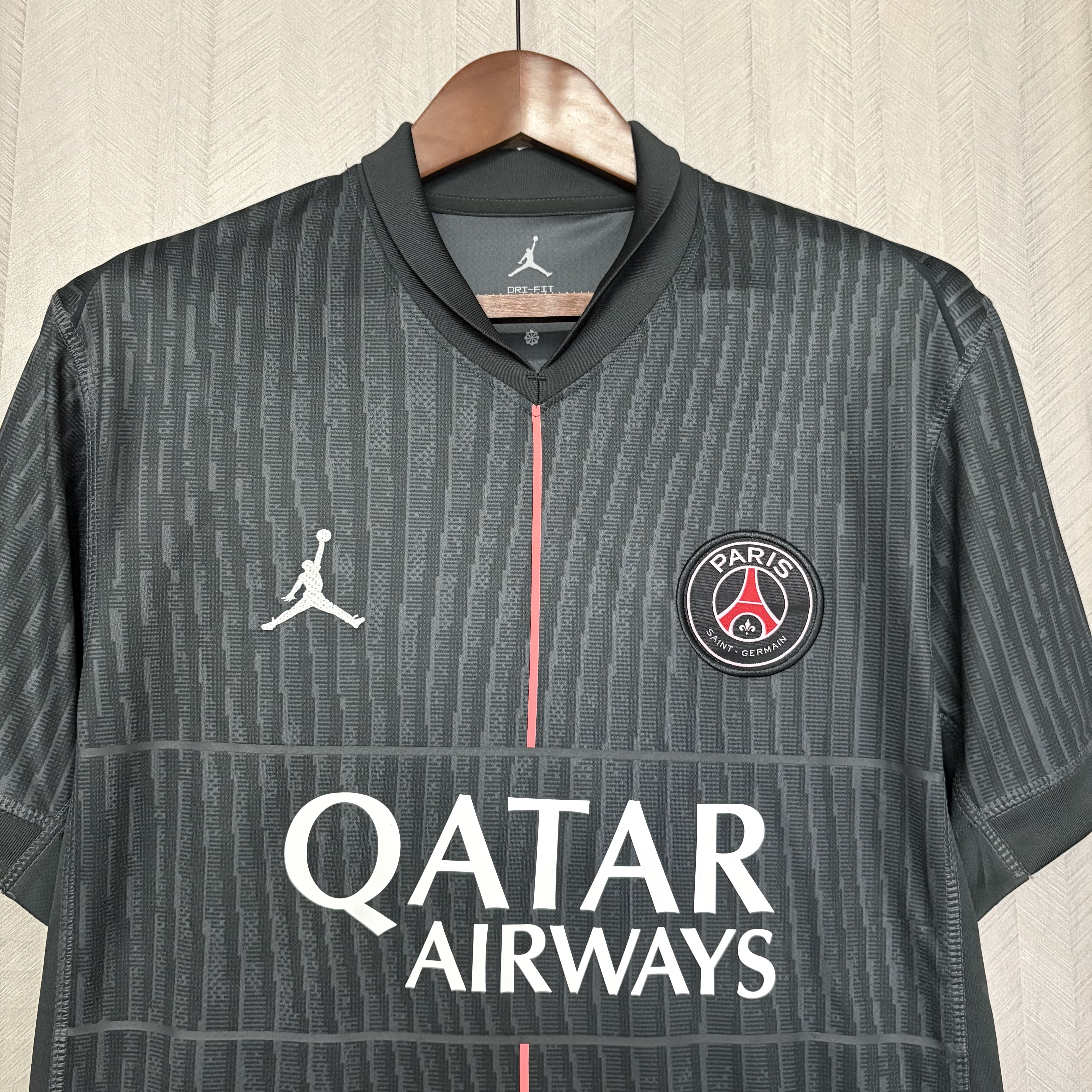 Paris Saint-Germain 2025/26 Mens Fourth Jersey