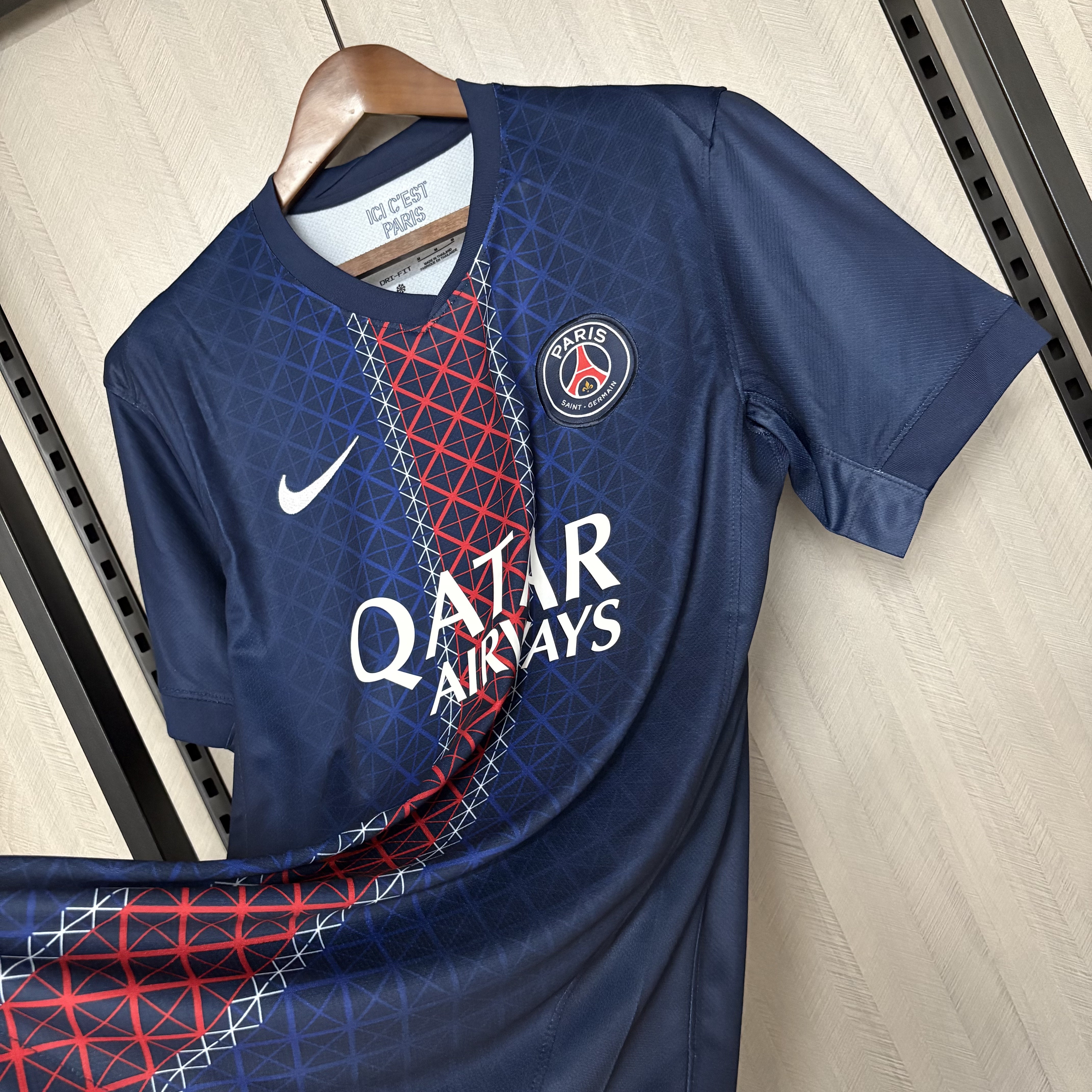 Paris Saint-Germain 2025/26 Mens Home Jersey