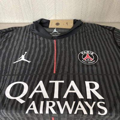Paris Saint-Germain 2025/26 Mens Player Version Long Sleeve Fourth Jersey 02