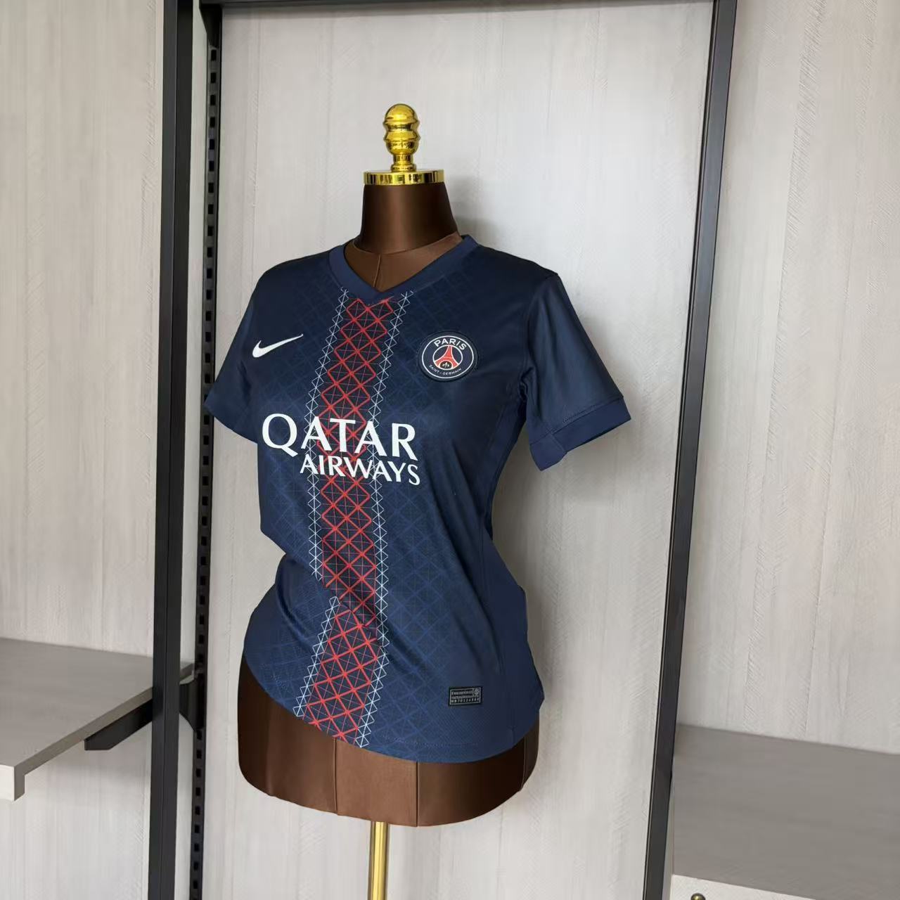 Paris Saint-Germain 2025/26 Womens Home Jersey