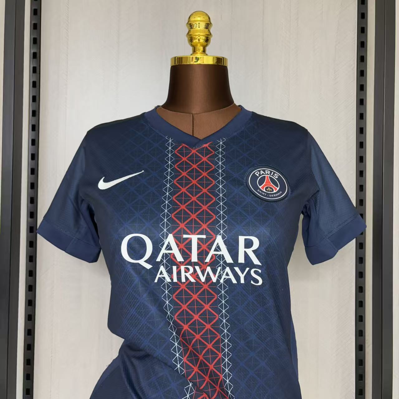 Paris Saint-Germain 2025/26 Womens Home Jersey