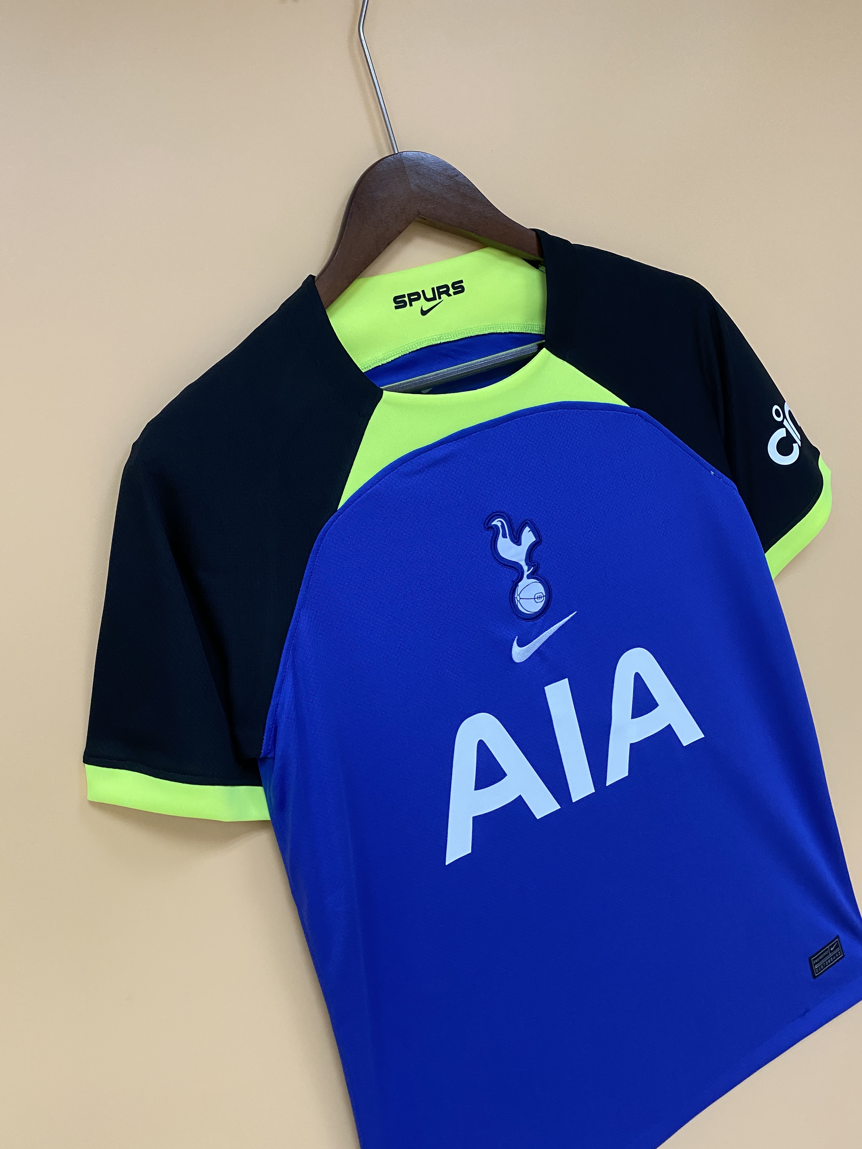 Tottenham Hotspur 2022/23 Mens Field Jersey