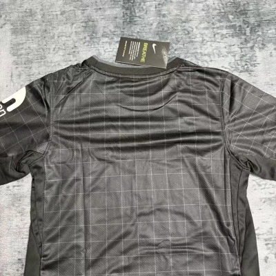 Tottenham Hotspur 2025/26 Kids Away Kit 02