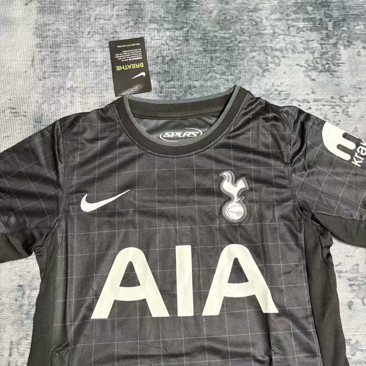 Tottenham Hotspur 2025/26 Kids Away Kit