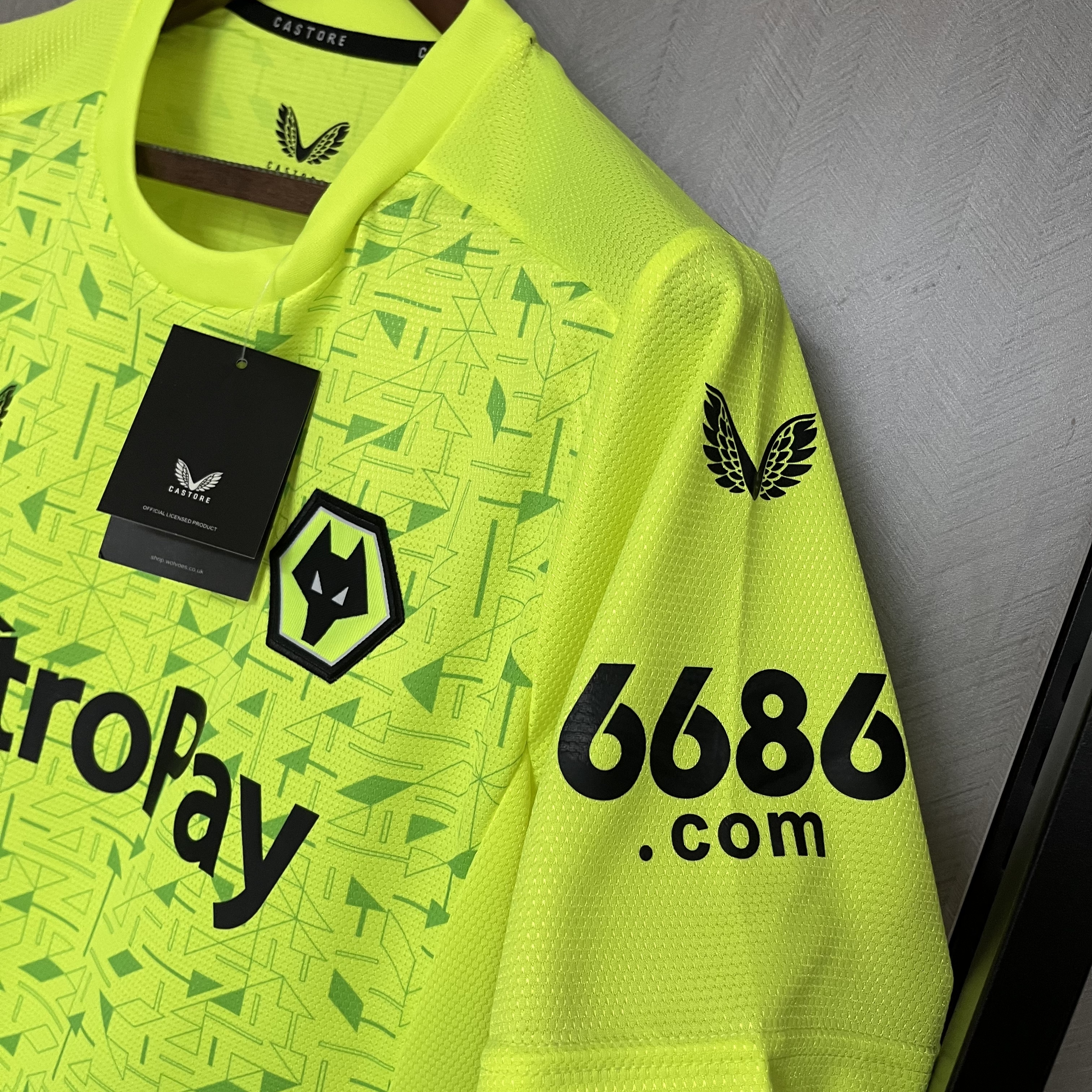 Wolverhampton Wanderers 2023/24 Mens England Goalkeeper Jersey