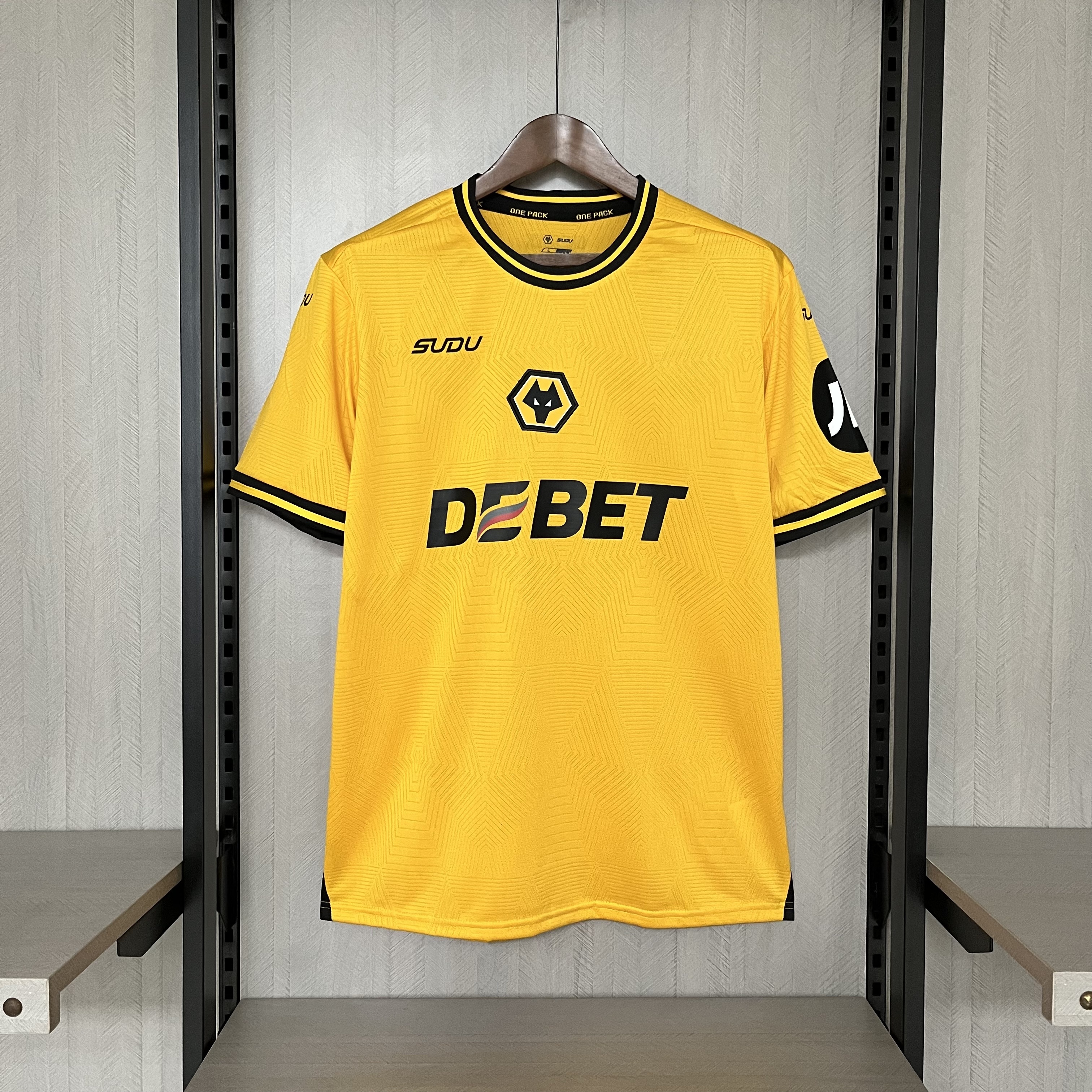 Wolverhampton Wanderers 2024/25 Mens Home Jersey