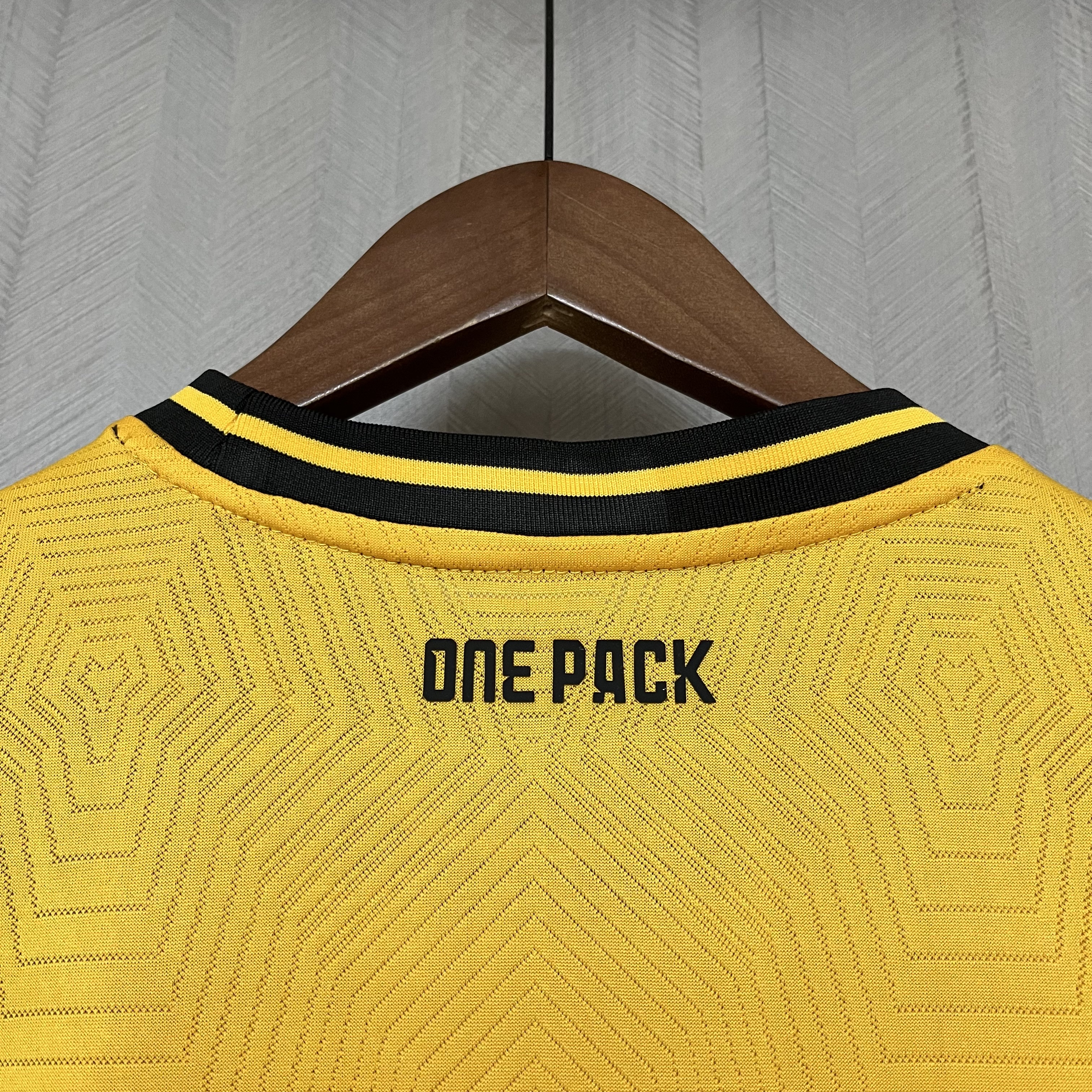 Wolverhampton Wanderers 2024/25 Mens Home Jersey