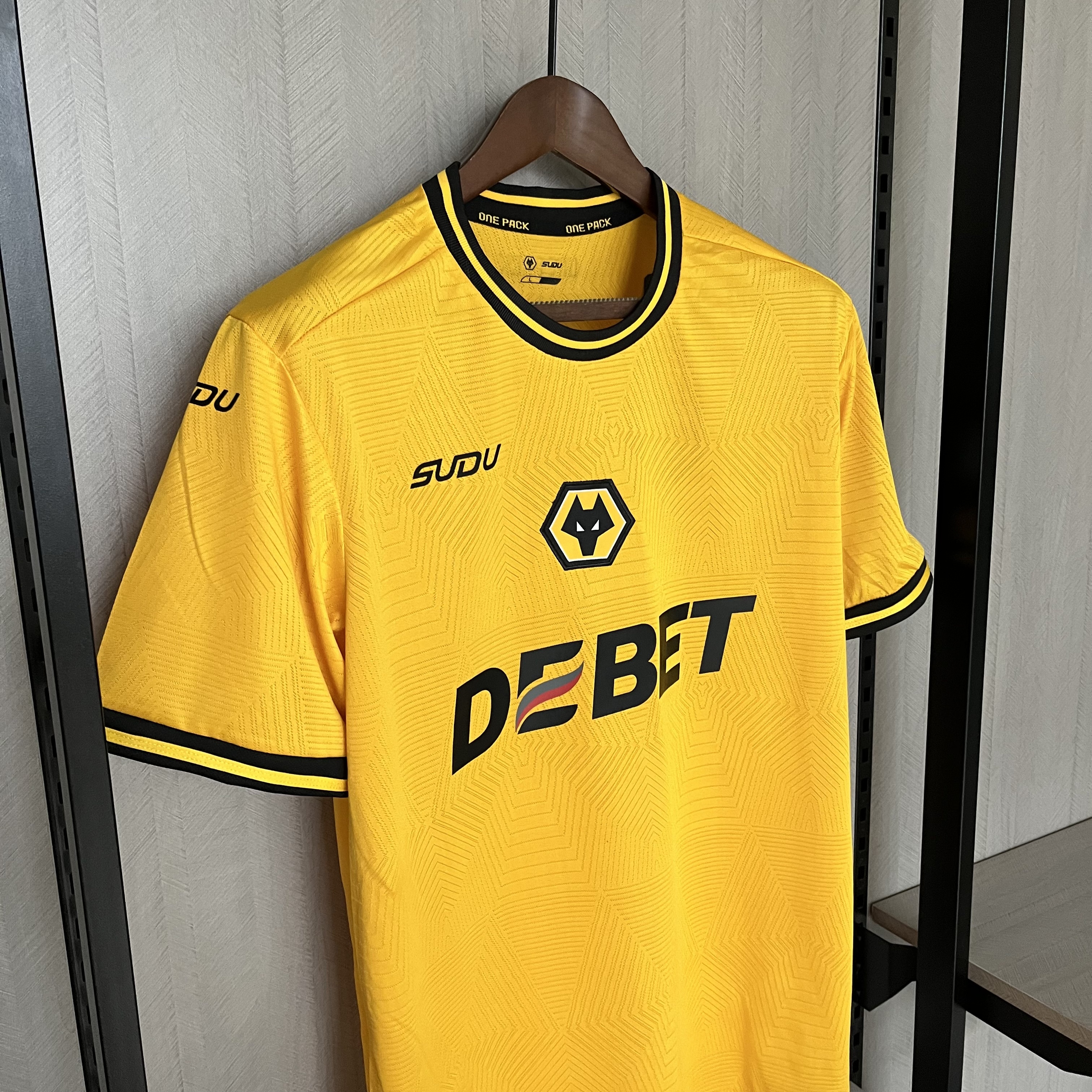 Wolverhampton Wanderers 2024/25 Mens Home Jersey