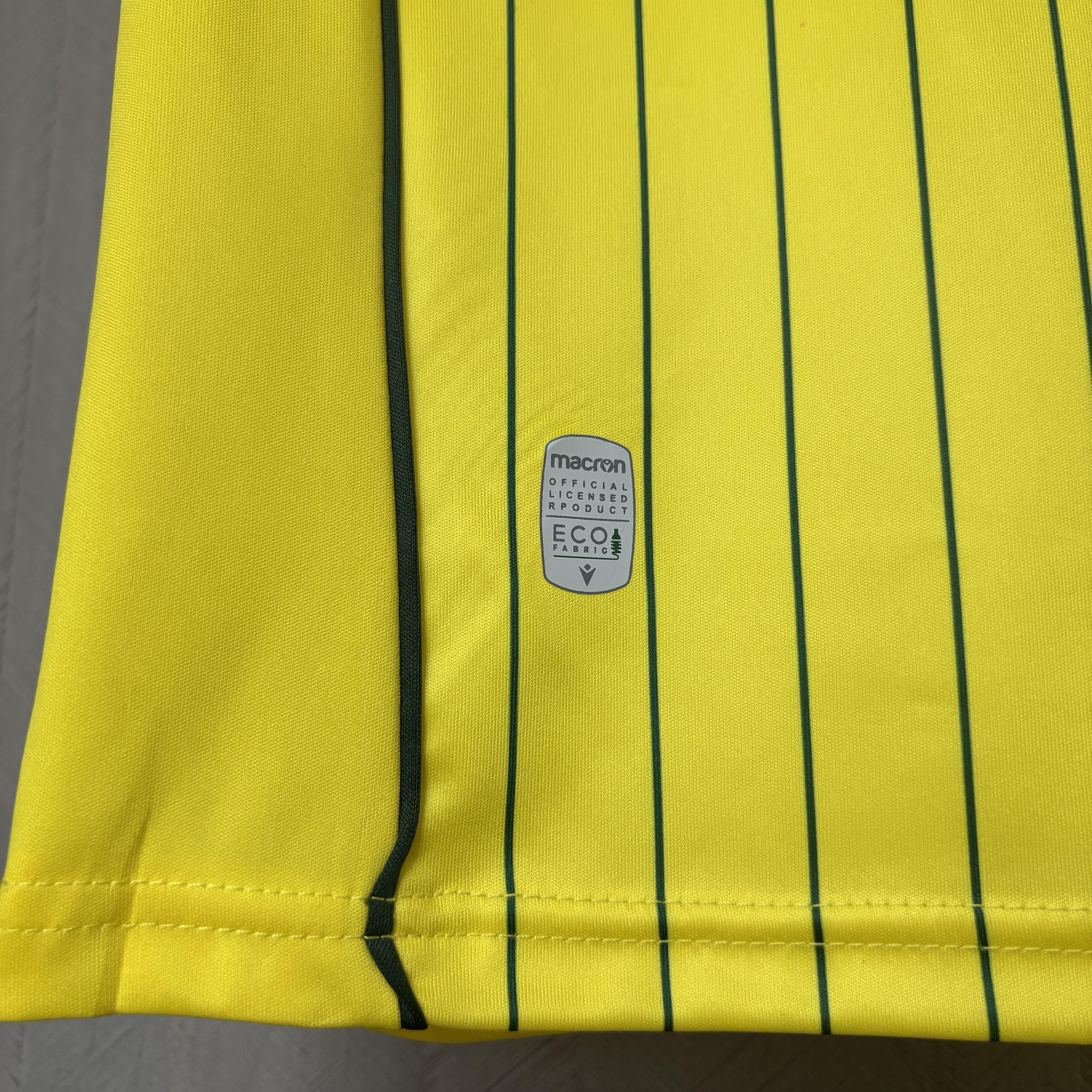 Wrexham 2025/26 Mens Away Jersey