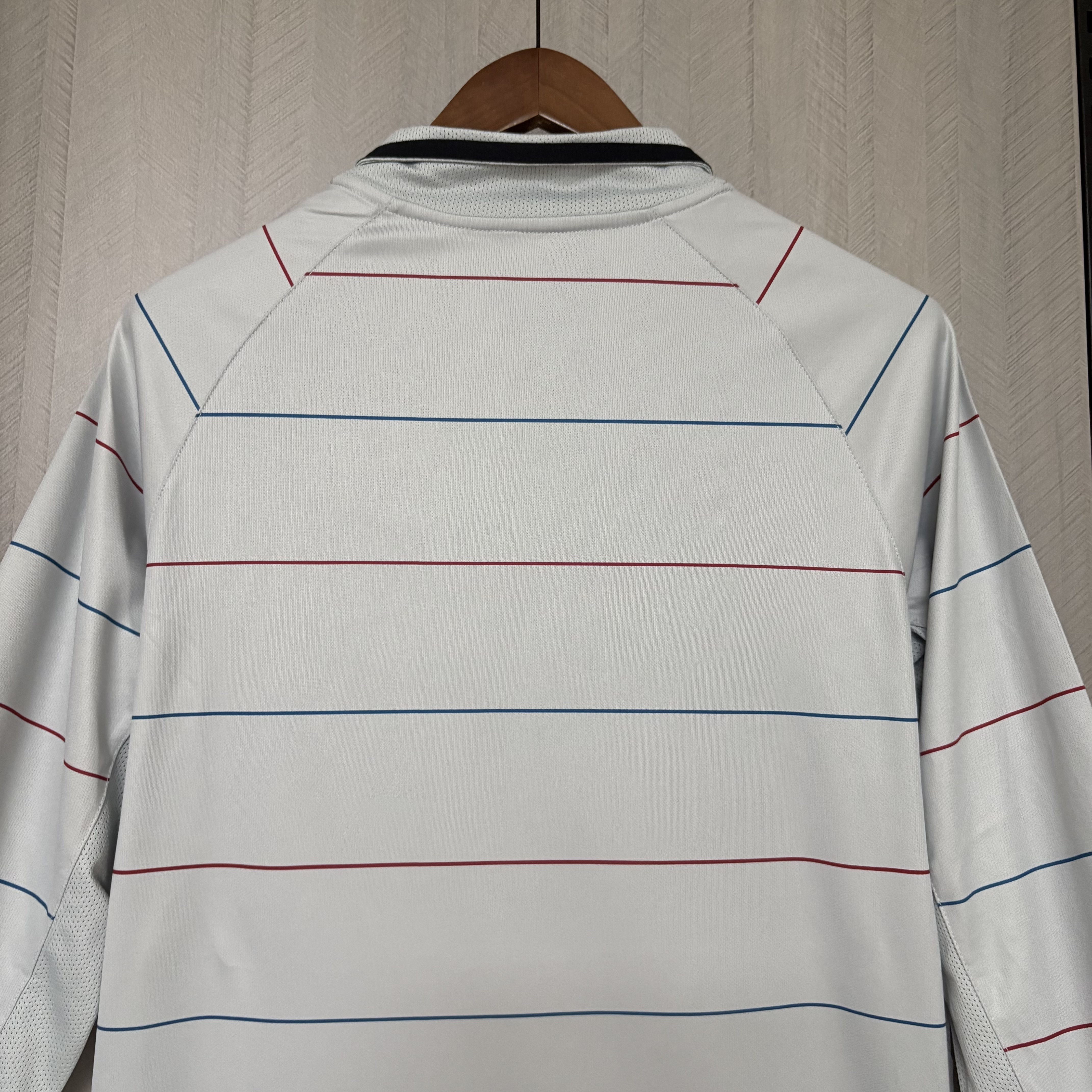 Barcelona 03/04 Mens Retro Long Sleeve Away Jersey