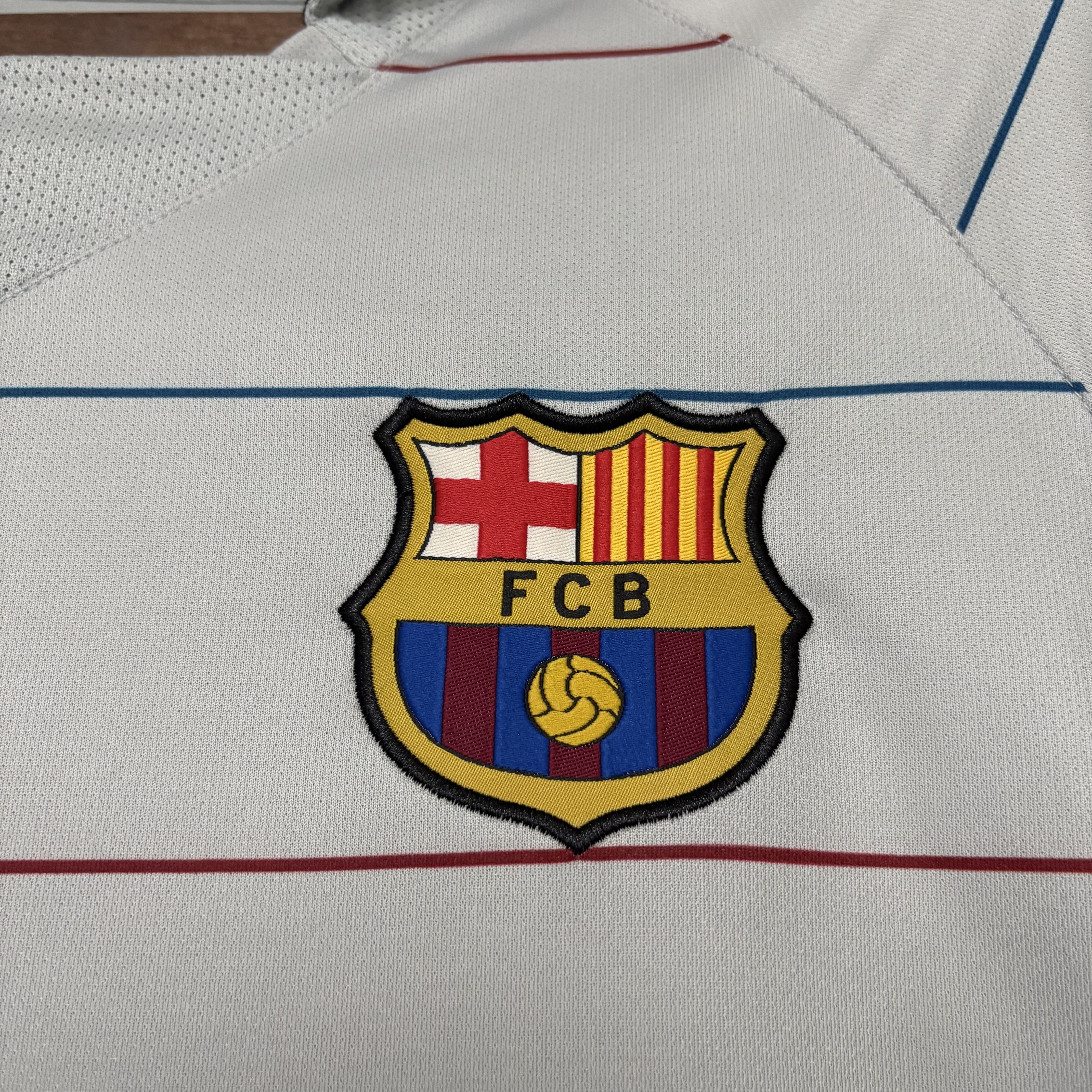 Barcelona 03/04 Mens Retro Long Sleeve Away Jersey