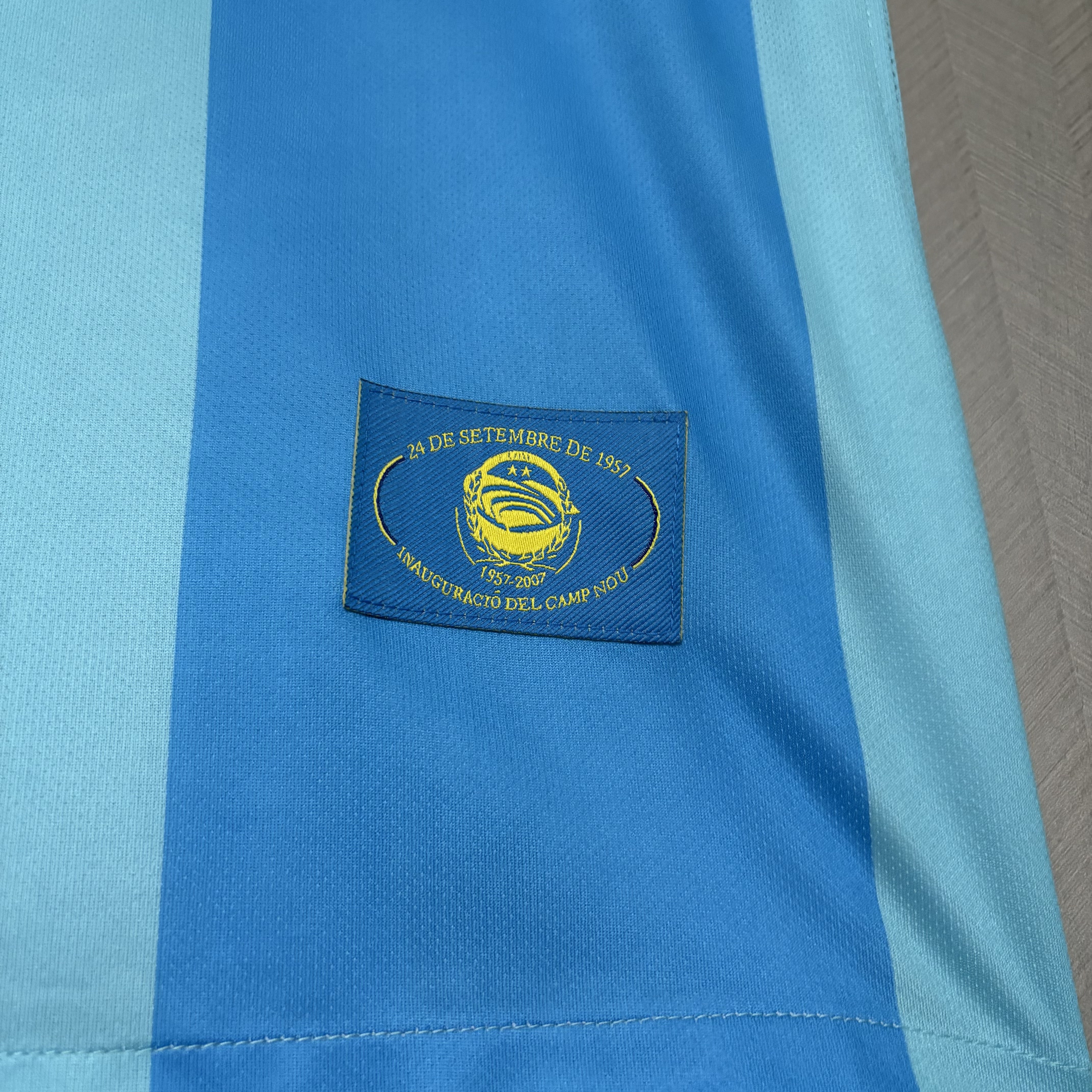 Barcelona 07/08 Mens Retro Away Jersey