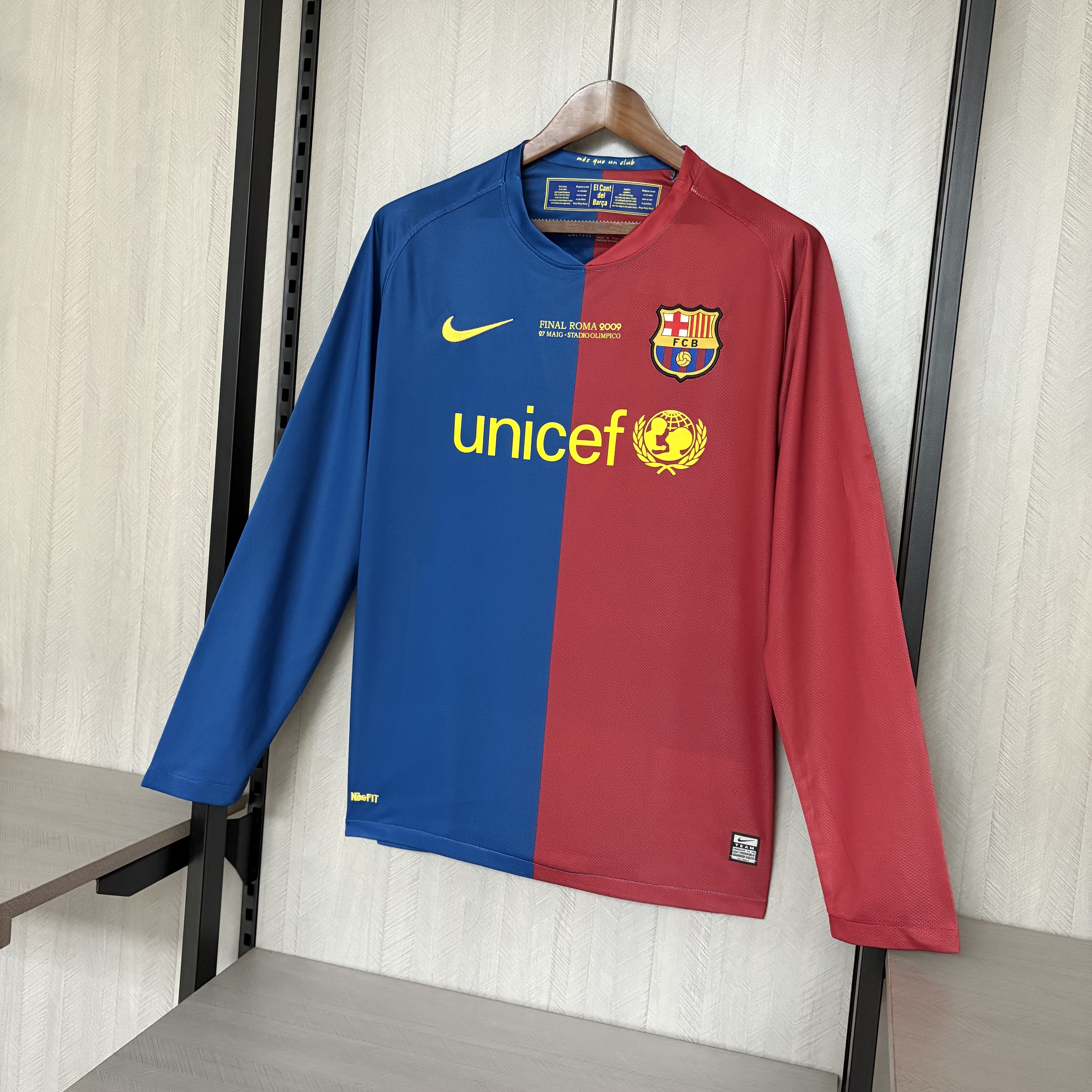 Barcelona 08/09 Mens Retro Long Sleeve Home Design 2 Jersey