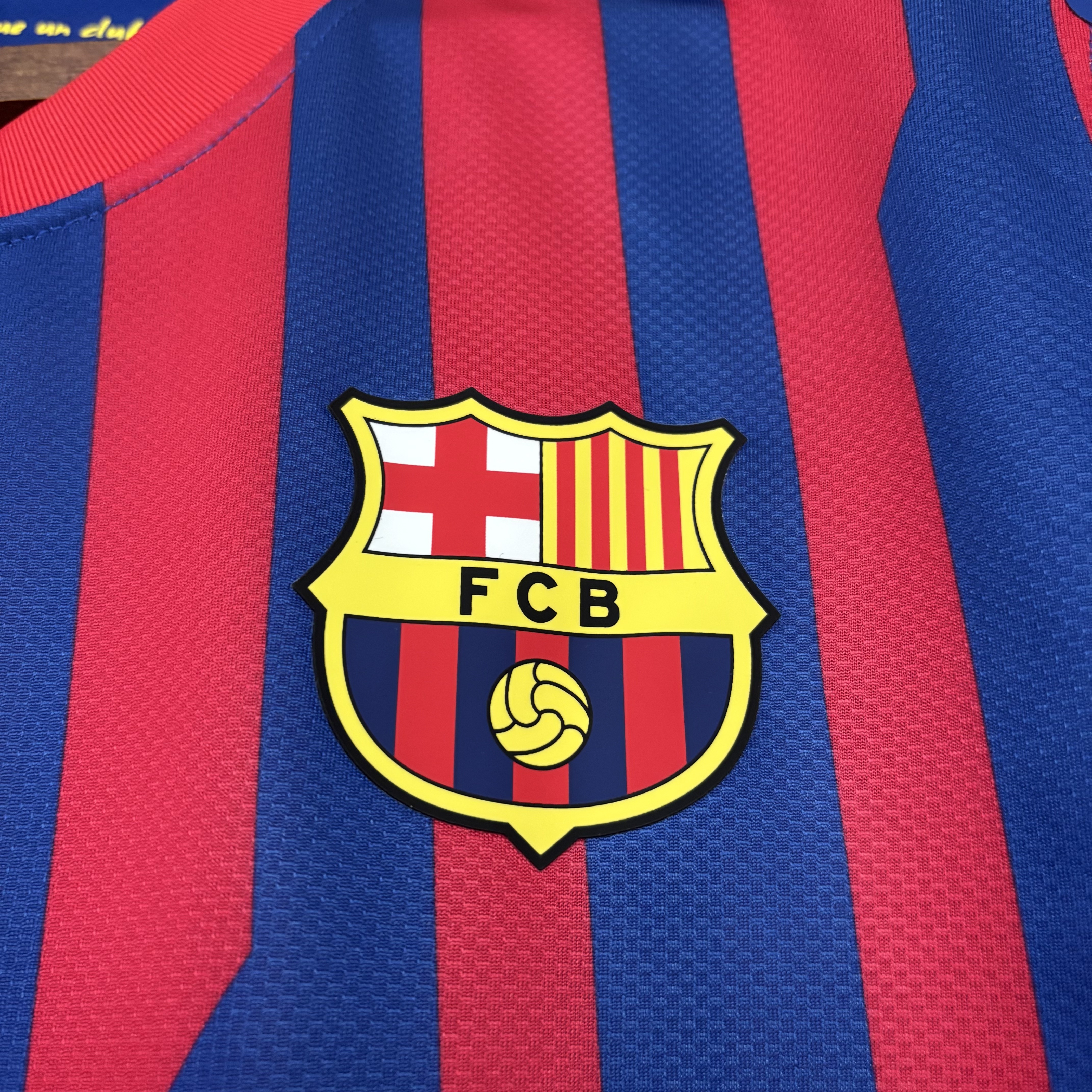 Barcelona 11/12 Mens Retro Home Jersey
