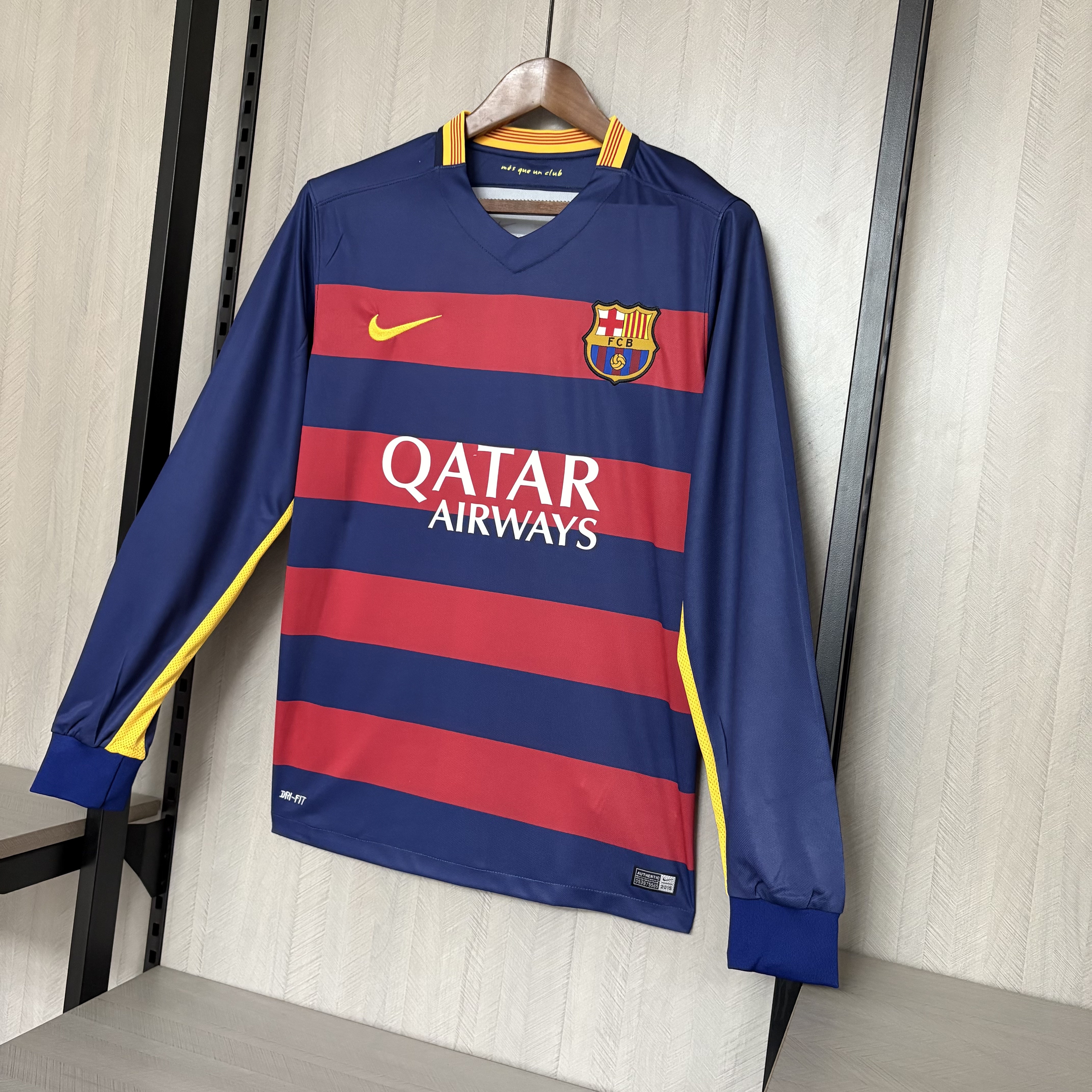 Barcelona 15/16 Mens Retro Long Sleeve Home Jersey