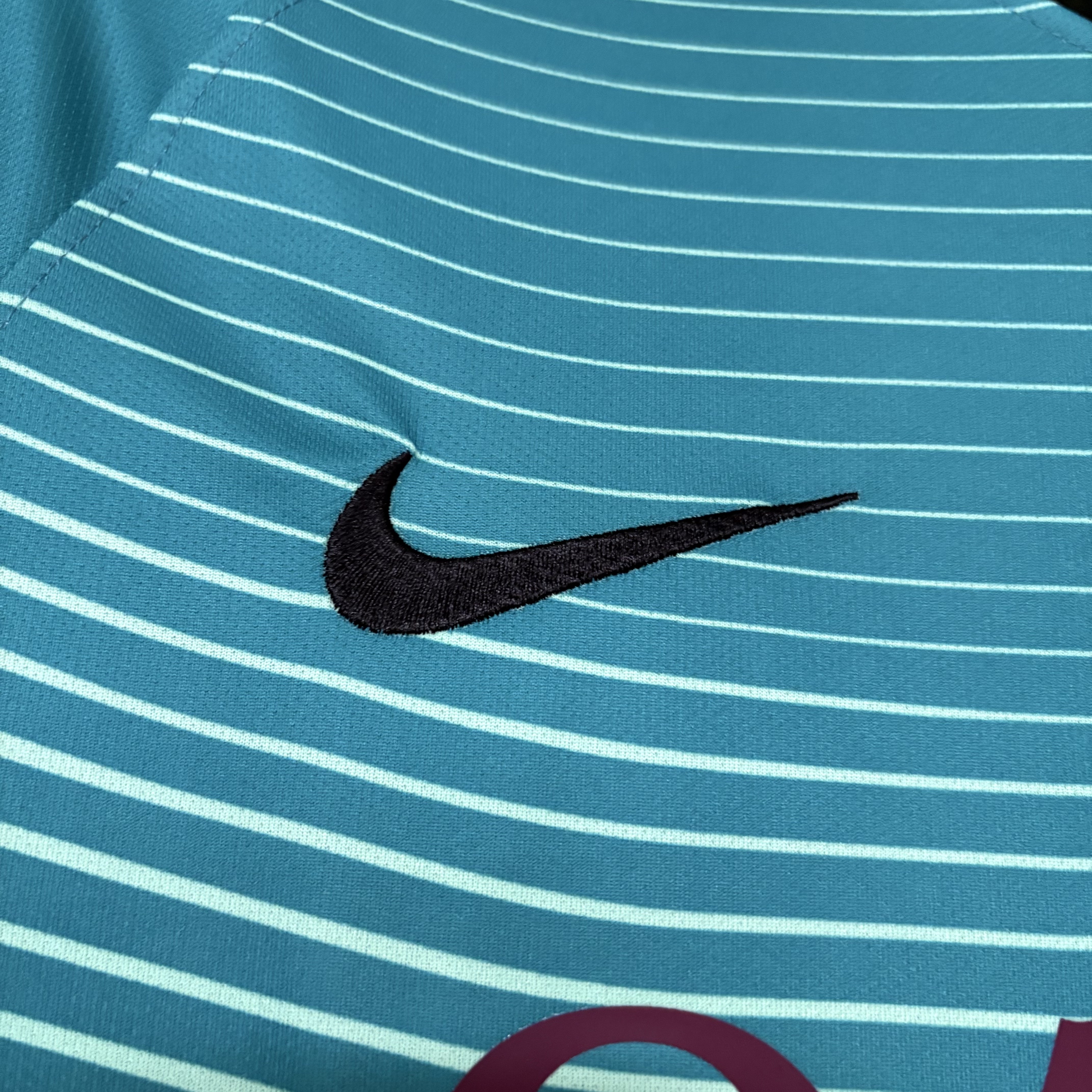 Barcelona 16/17 Mens Retro Third Jersey
