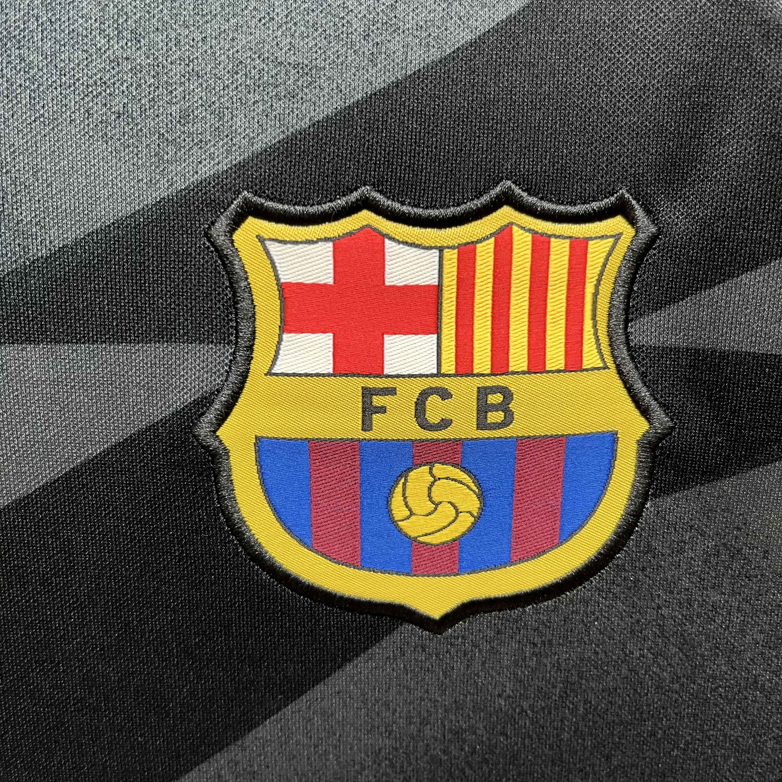 Barcelona 23/24 Mens Black Goalkeeper Jersey